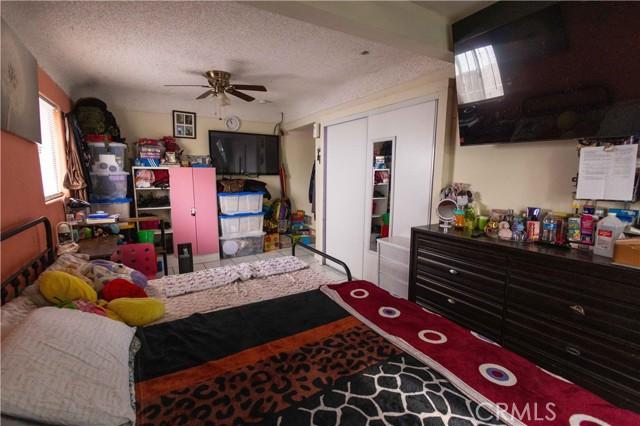 Los Angeles, California, 90059, United States, ,Residential,For Sale,1997747