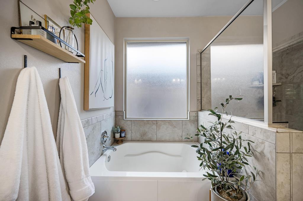 Odessa, Texas, 79765, United States, 4 Bedrooms Bedrooms, ,3 BathroomsBathrooms,Residential,For Sale,1970041