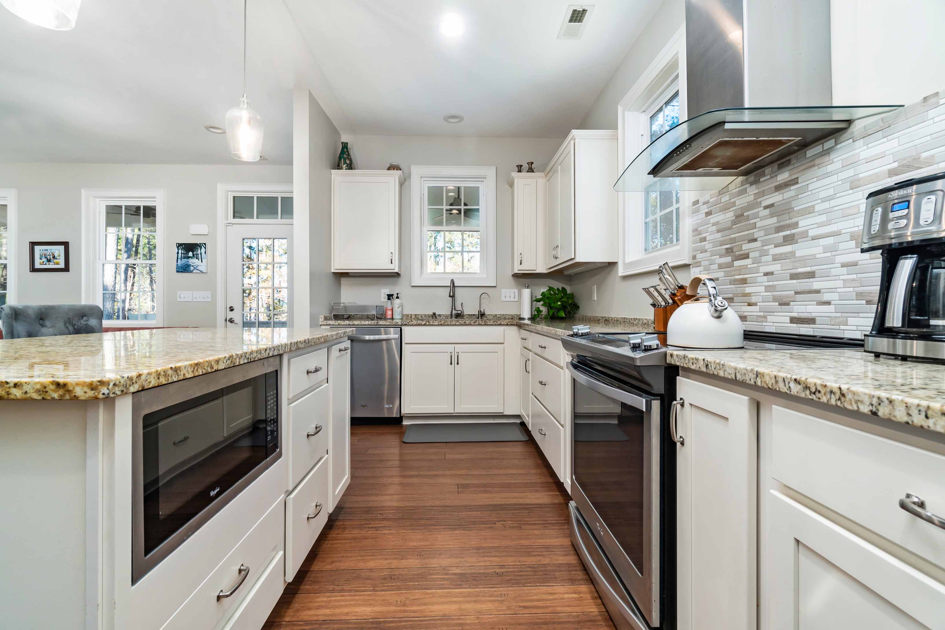 Oriental, North Carolina, 28571, United States, 3 Bedrooms Bedrooms, ,3 BathroomsBathrooms,Residential,For Sale,1981192