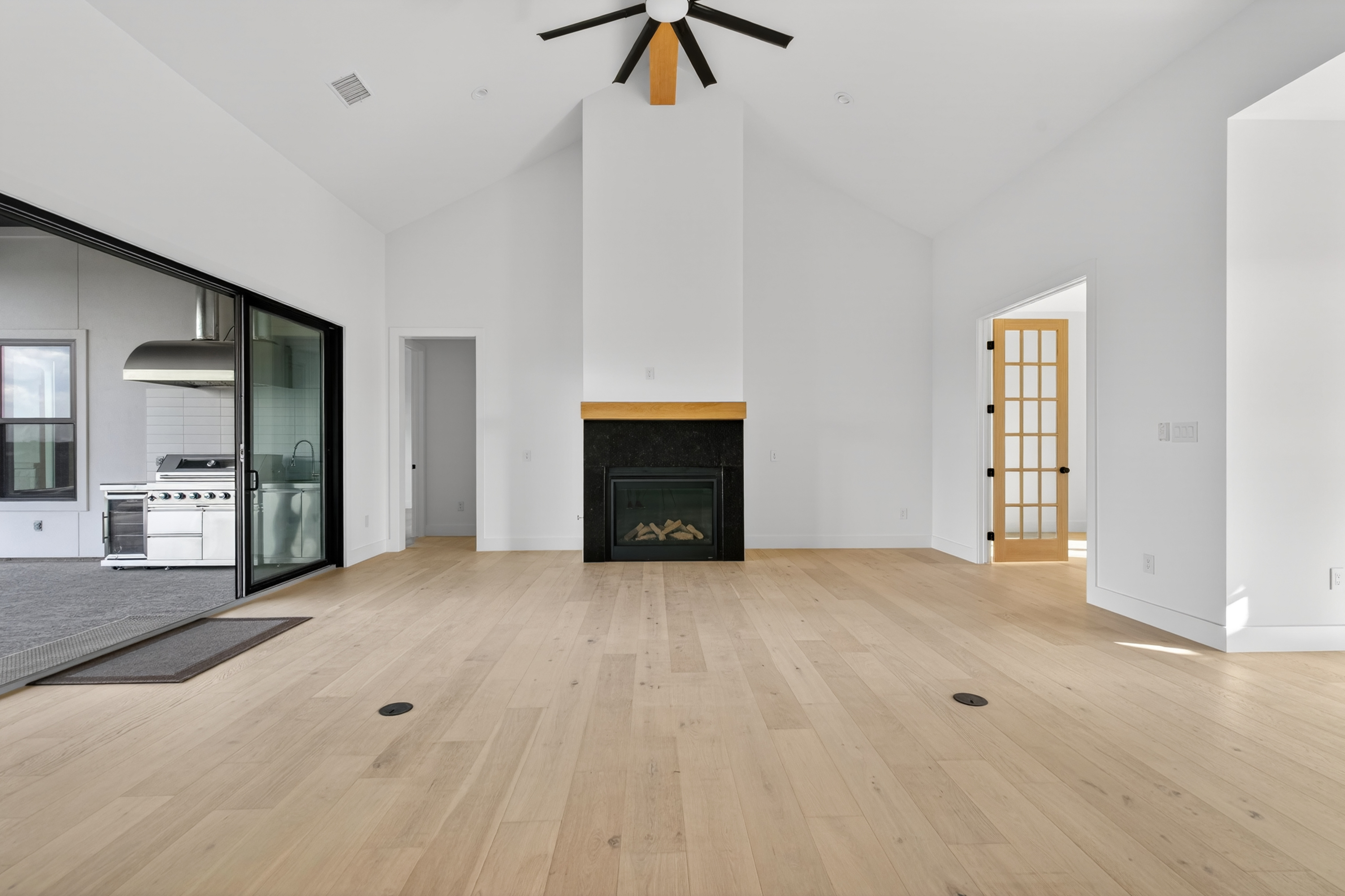  598 Lookout Mountain Road, Johnson City, TX 78636 - 物件實景