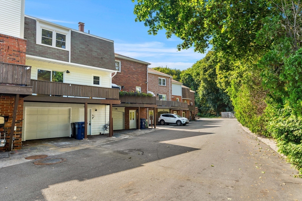 Salem, Massachusetts, 01970, United States, 3 Bedrooms Bedrooms, ,3 BathroomsBathrooms,Residential,For Sale,1913540