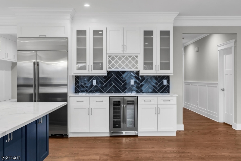 Bernards Twp., New Jersey, 07920, United States, 6 Bedrooms Bedrooms, ,5 BathroomsBathrooms,Residential,For Sale,2001685