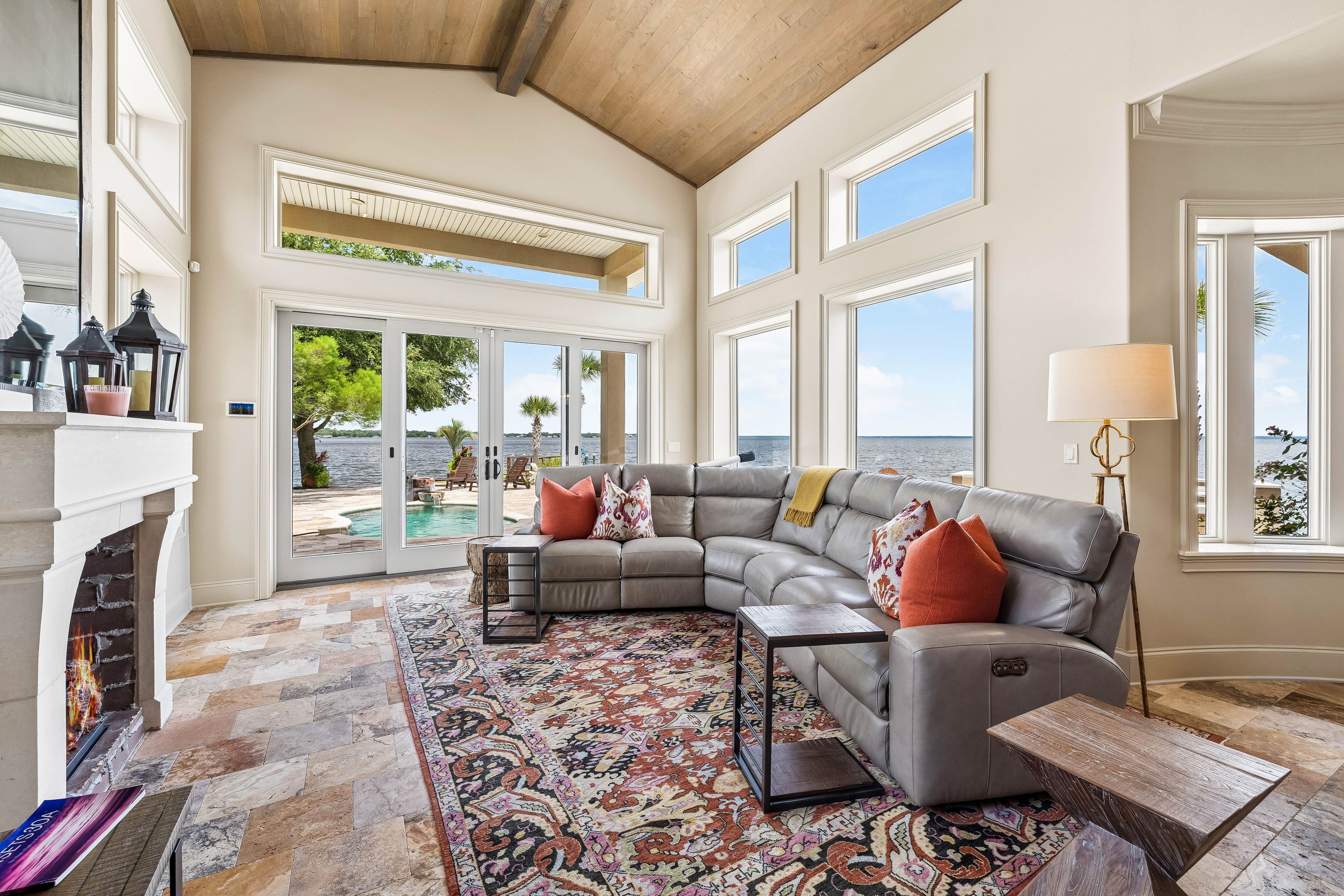  Private Peninsula Bayfront Legacy Estate With Resort-Style Living - 物件實景