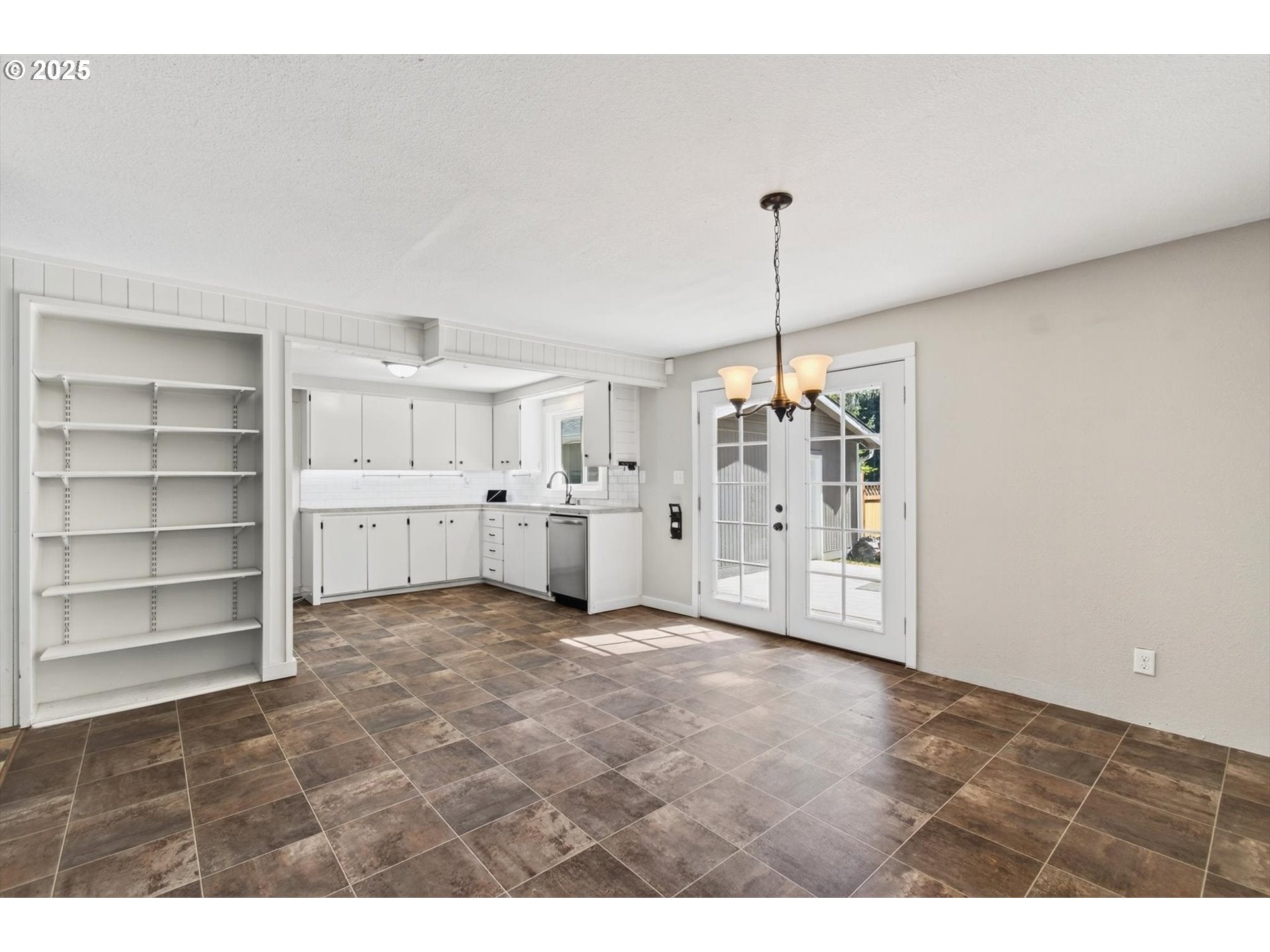 BattleGround, Washington, 98604, United States, 3 Bedrooms Bedrooms, ,2 BathroomsBathrooms,Residential,For Sale,1937806
