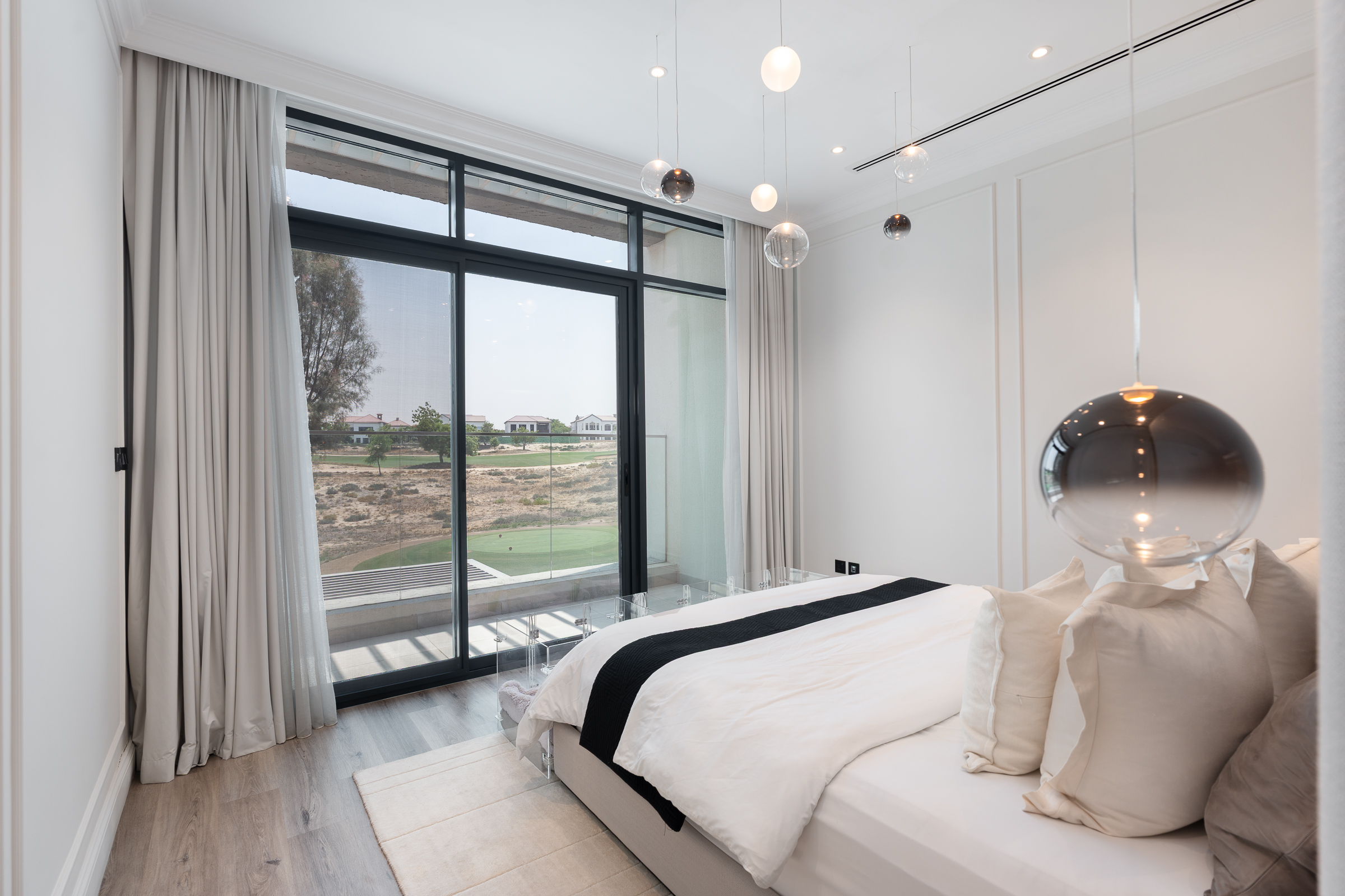  Upgraded Modern Villa With Custom Features in JGE - 物件實景