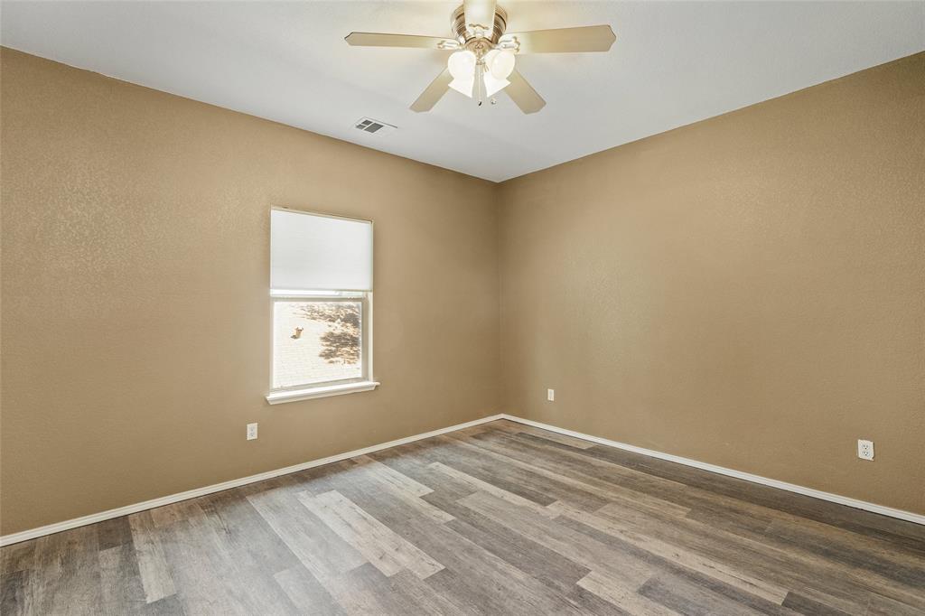 Fort Worth, Texas, 76110, United States, 6 Bedrooms Bedrooms, ,4 BathroomsBathrooms,Residential,For Sale,1837123