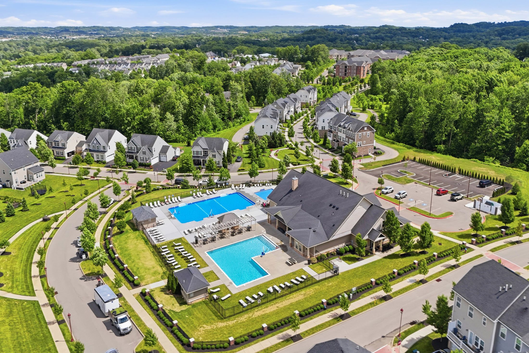  201 Thornapple Lane, Cranberry Township, PA 16066 - 物件實景