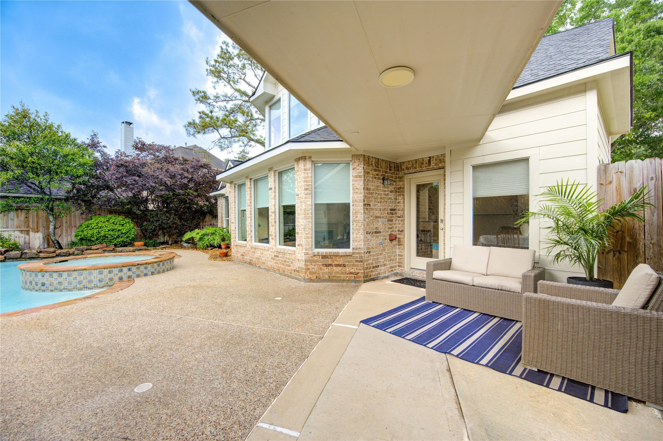  18 Arbor Bend Drive - 物件實景