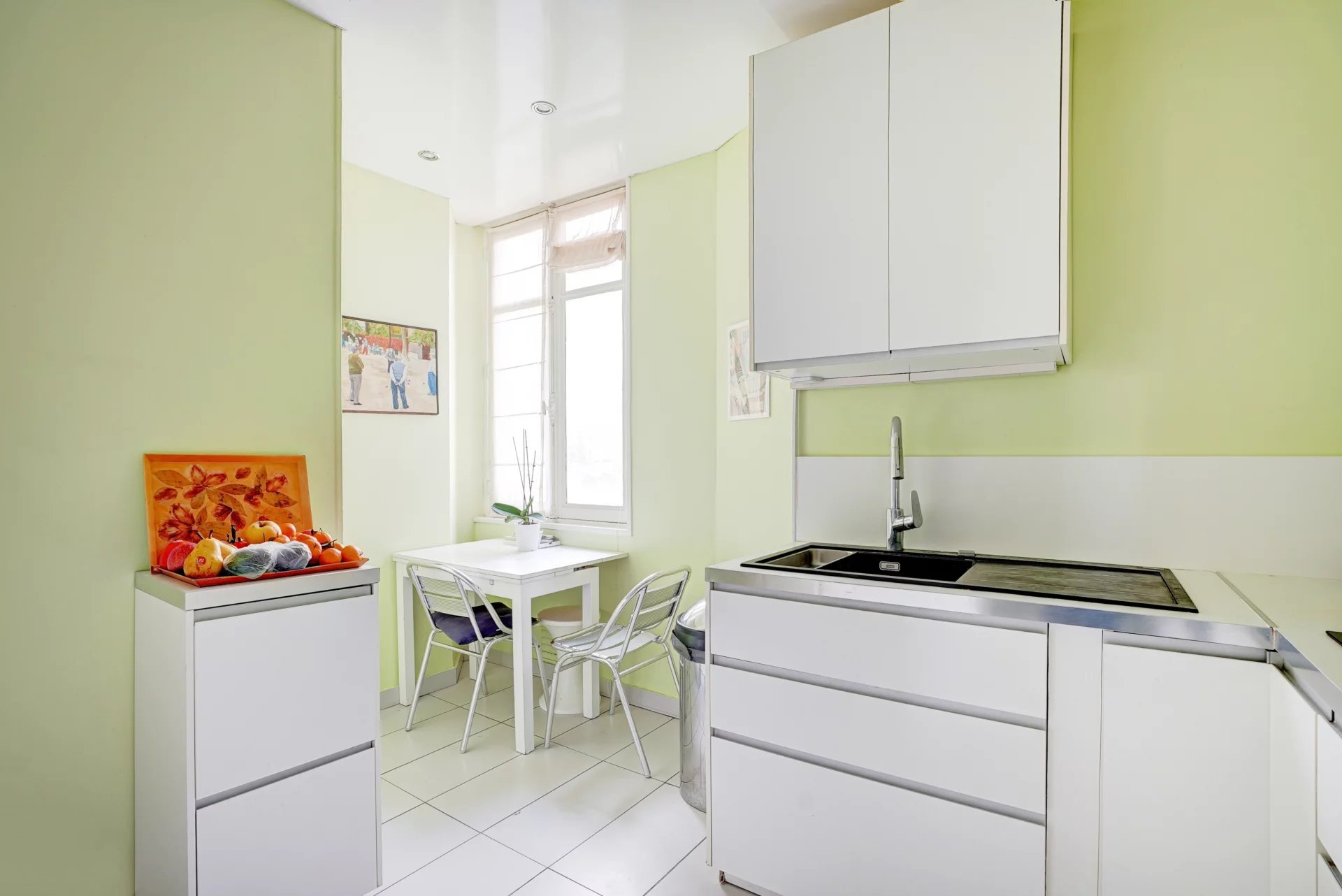 Versailles, Île-de-France, 78000, FR, 5 Bedrooms Bedrooms, ,4 BathroomsBathrooms,Residential,For Sale,2002100