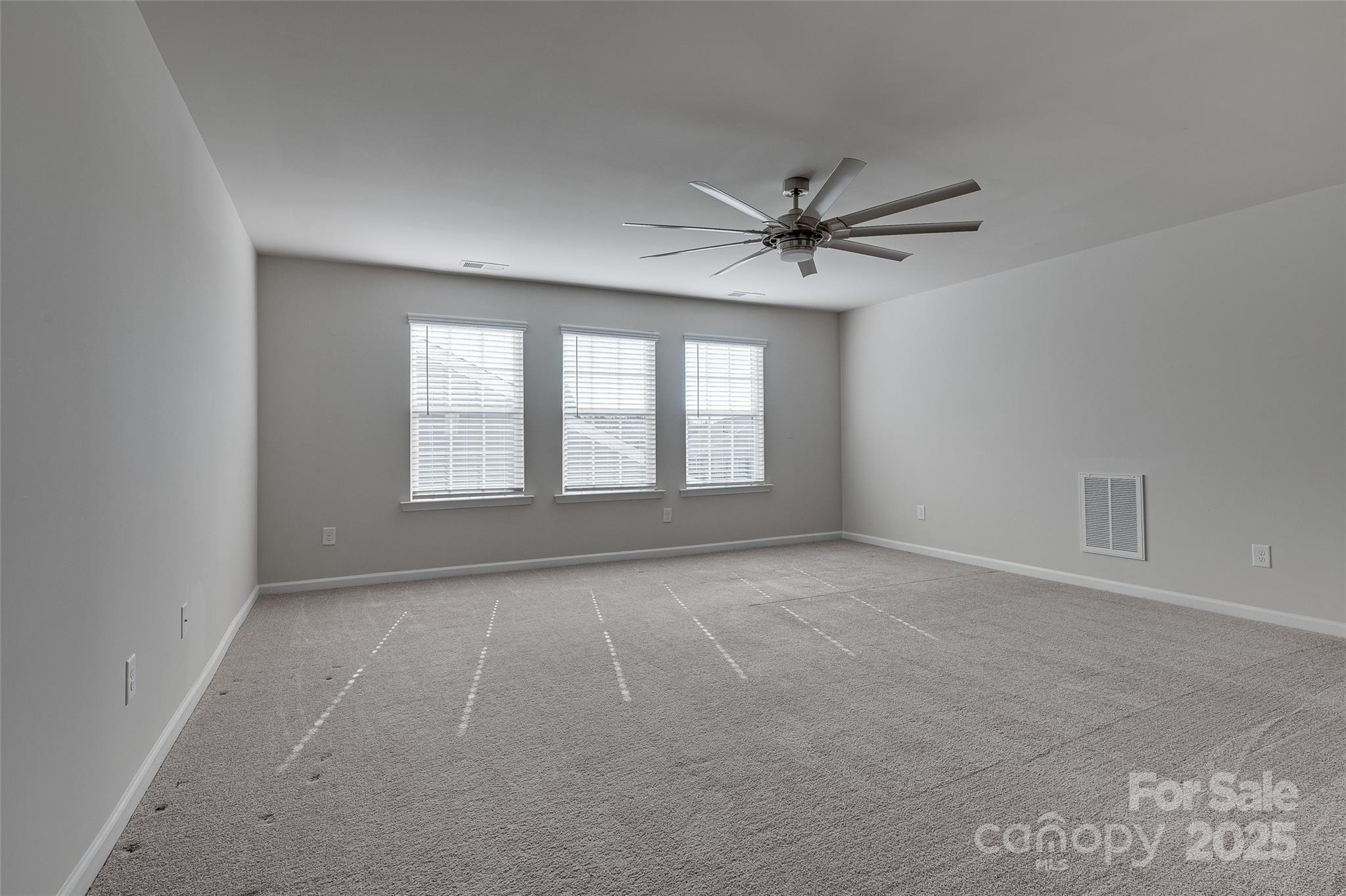 Charlotte, North Carolina, 28273, United States, 4 Bedrooms Bedrooms, ,3 BathroomsBathrooms,Residential,For Sale,1988941