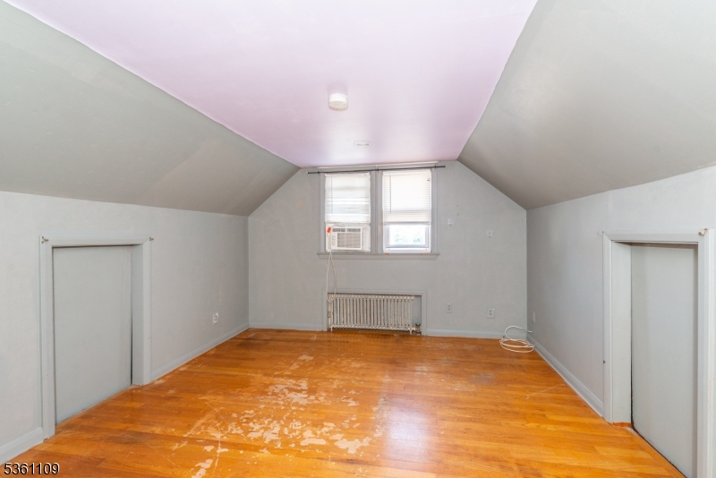 Prospect Park Boro, New Jersey, 07508-1904, United States, 5 Bedrooms Bedrooms, ,3 BathroomsBathrooms,Residential,For Sale,1879687