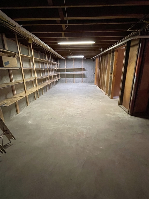 Grafton, Massachusetts, 01519, United States, 3 Bedrooms Bedrooms, ,1 BathroomBathrooms,Residential,For Sale,1982676