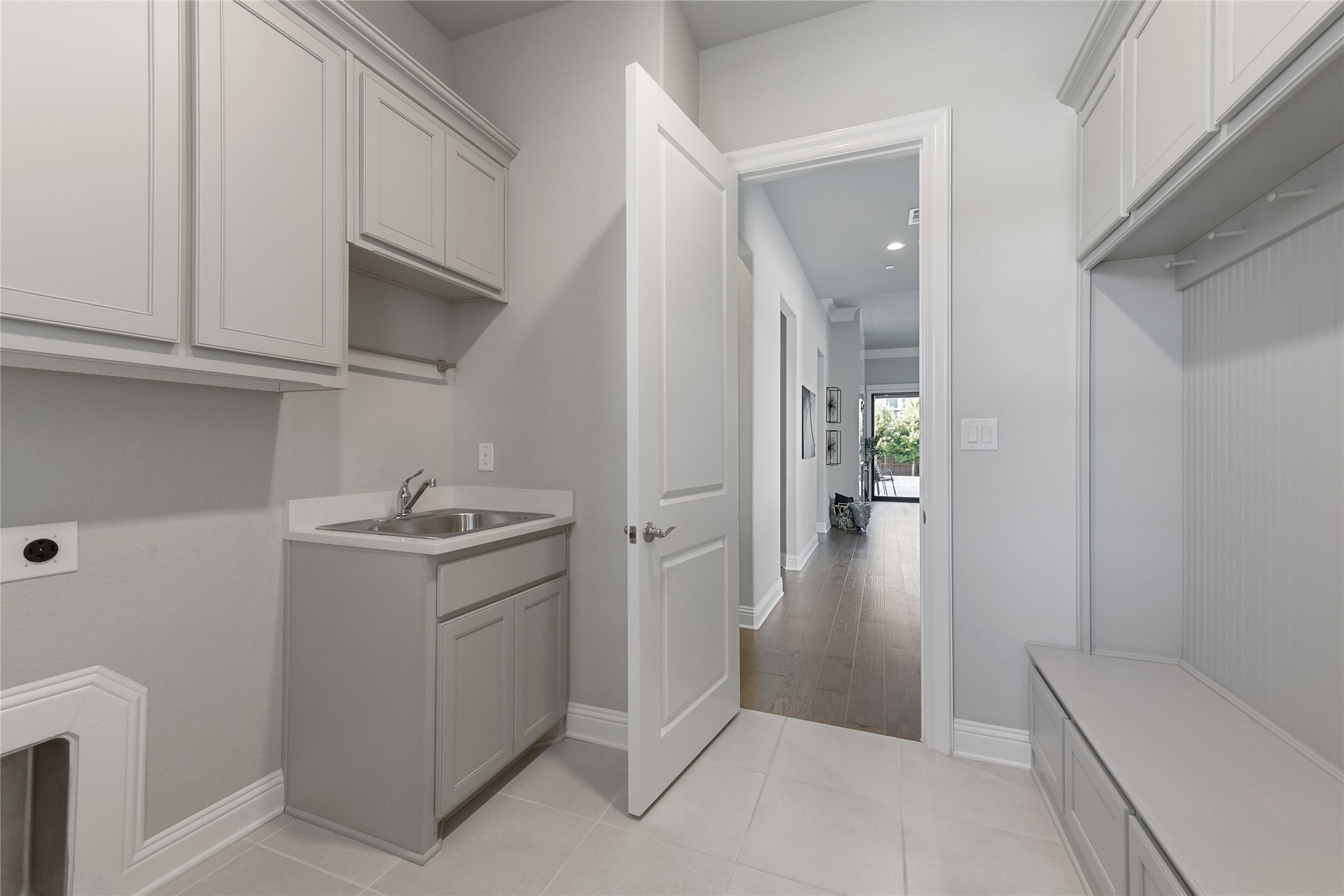 Frisco, Texas, 75035, United States, 5 Bedrooms Bedrooms, ,6 BathroomsBathrooms,Residential,For Sale,1997402