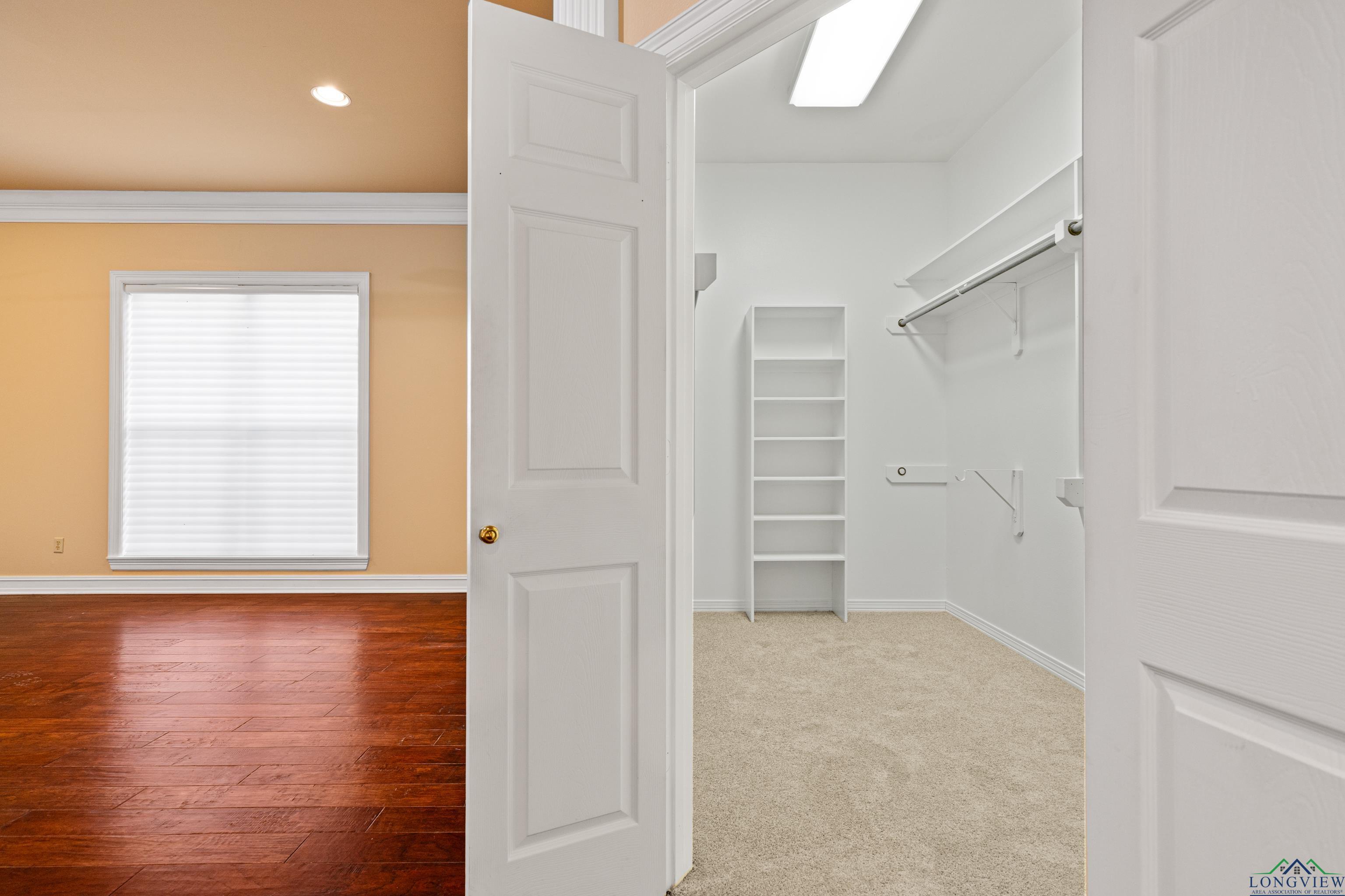 Longview, Texas, 75605, United States, 4 Bedrooms Bedrooms, ,6 BathroomsBathrooms,Residential,For Sale,1907778