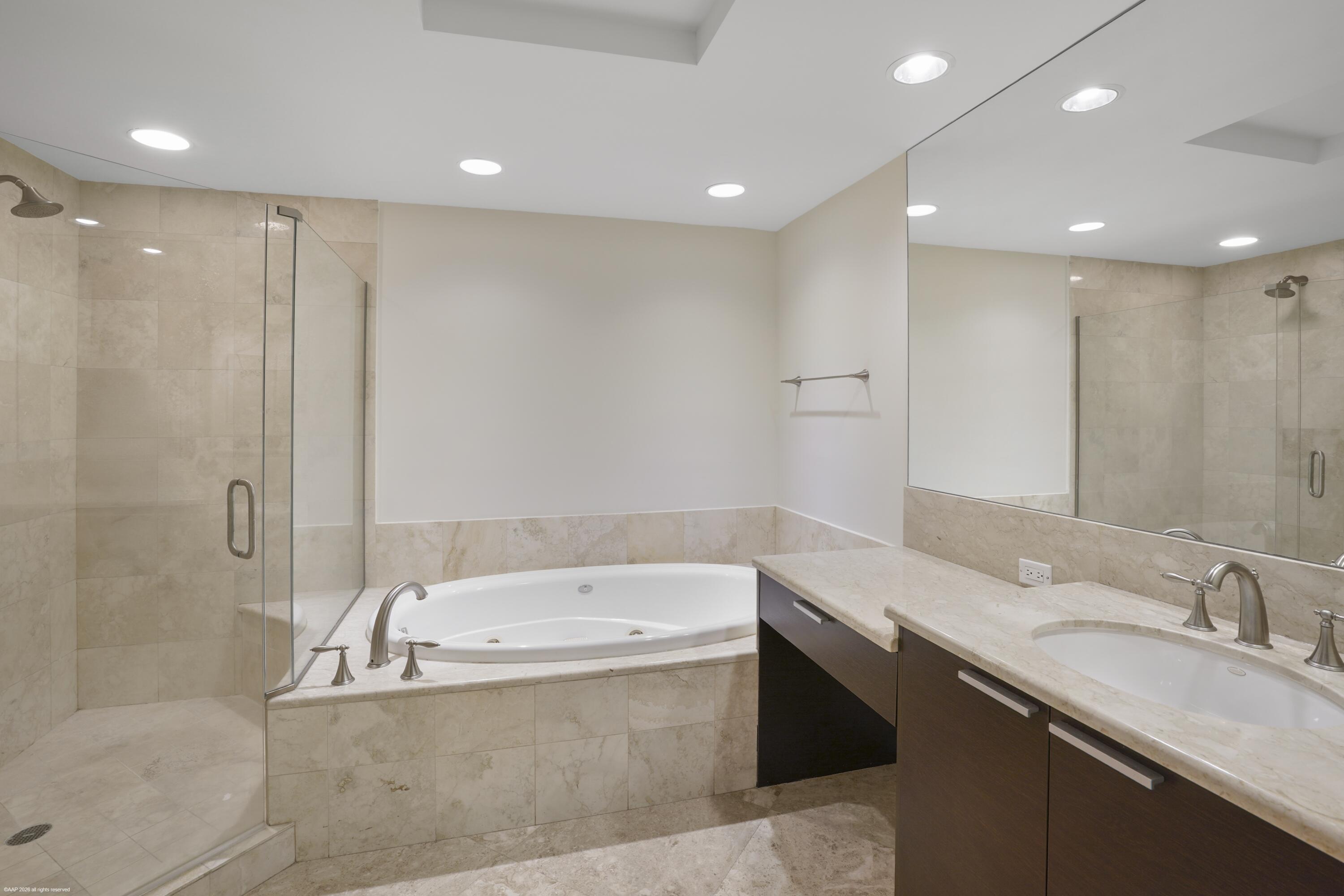 3800 N Ocean Drive #1450 - 物件實景