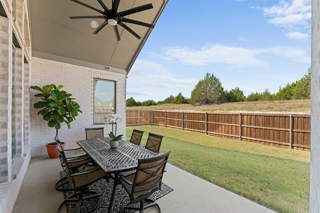Midlothian, Texas, 76065, United States, 4 Bedrooms Bedrooms, ,5 BathroomsBathrooms,Residential,For Sale,2048085