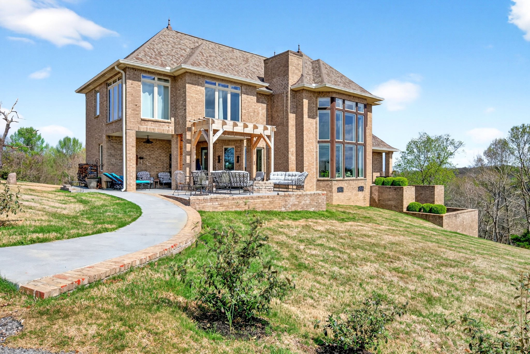 Dover, Tennessee, 37058, United States, 4 Bedrooms Bedrooms, ,3 BathroomsBathrooms,Residential,For Sale,2033493
