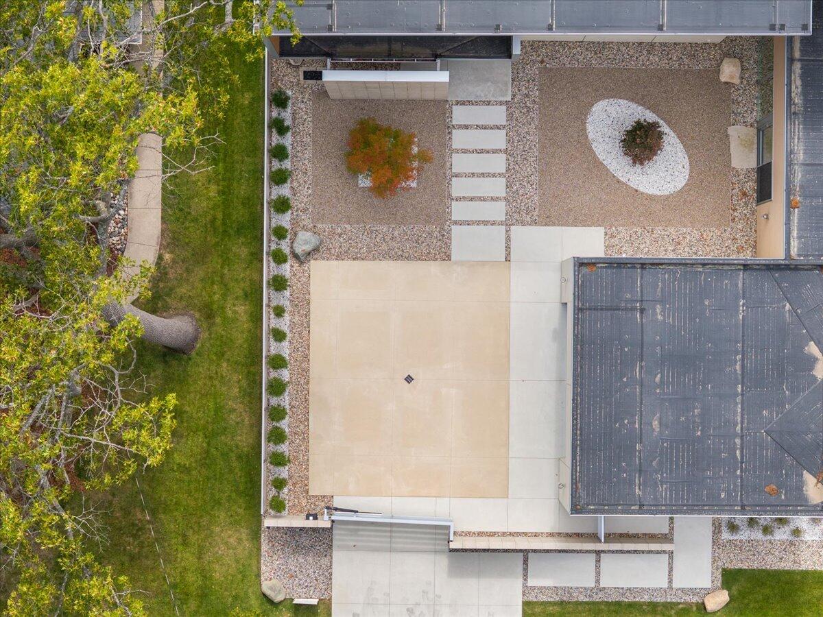 Holland, Michigan, 49424, United States, 3 Bedrooms Bedrooms, ,4 BathroomsBathrooms,Residential,For Sale,1948148