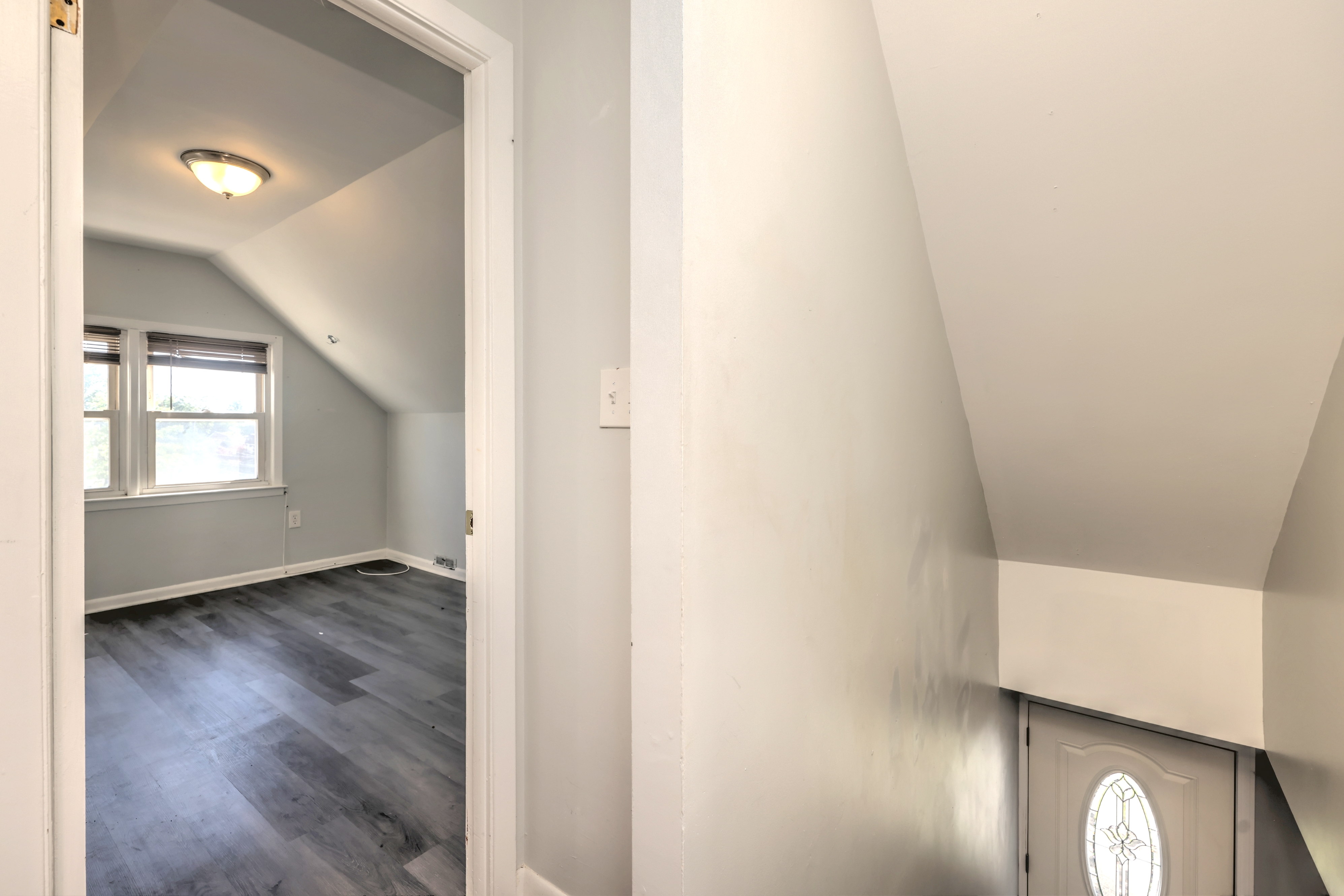  Spacious Cape-Style Home in the Desirable North End - 物件實景