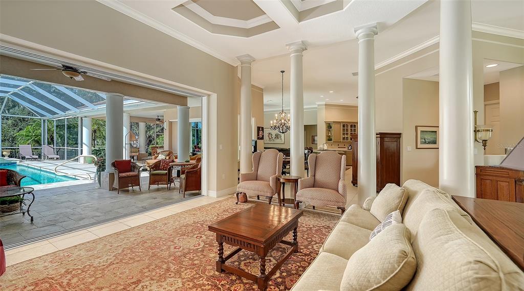 Sarasota, Florida, 34240, United States, 4 Bedrooms Bedrooms, ,3 BathroomsBathrooms,Residential,For Sale,1999771