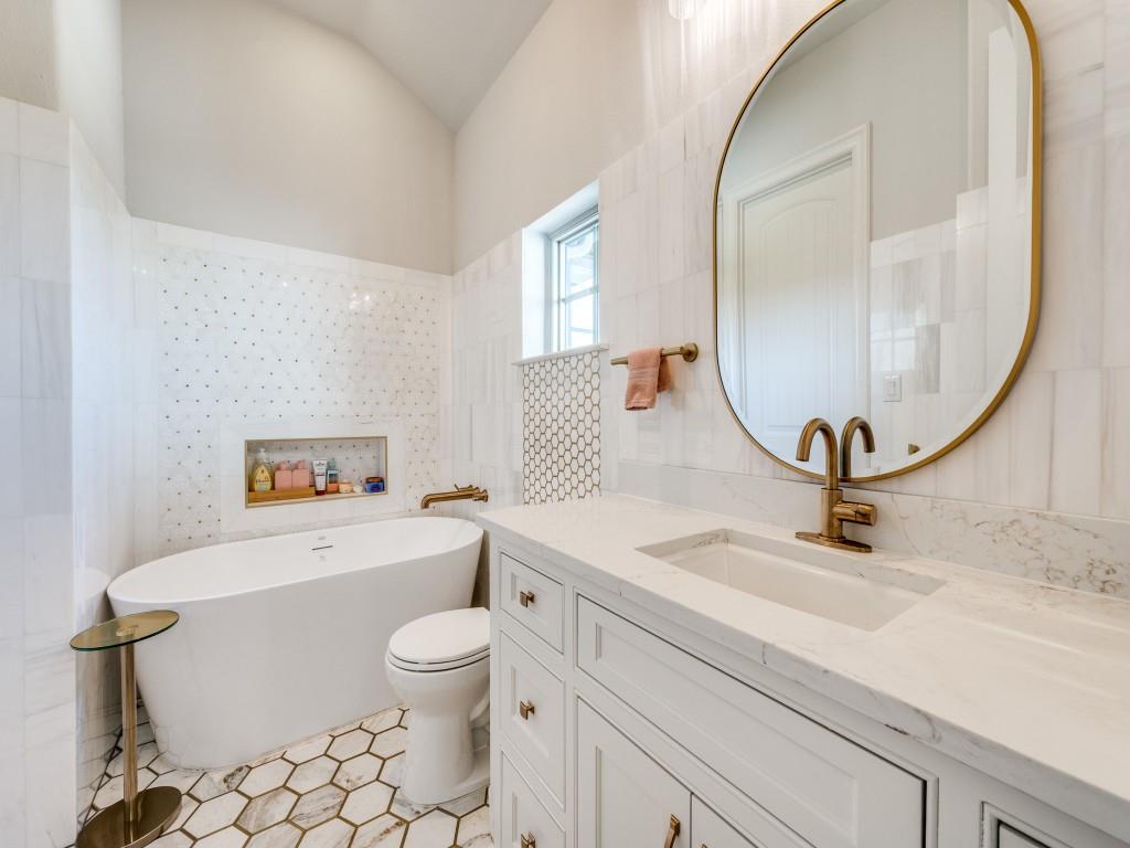 Lucas, Texas, 75002, United States, 5 Bedrooms Bedrooms, ,8 BathroomsBathrooms,Residential,For Sale,1943871