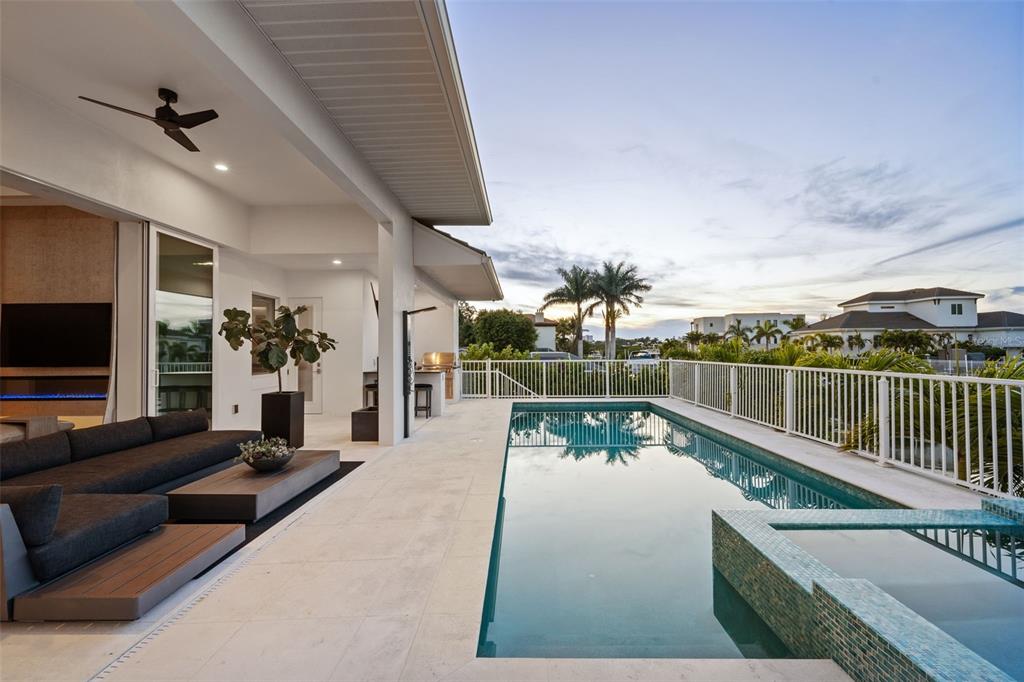 Sarasota, Florida, 34231, United States, 4 Bedrooms Bedrooms, ,3 BathroomsBathrooms,Residential,For Sale,1795069