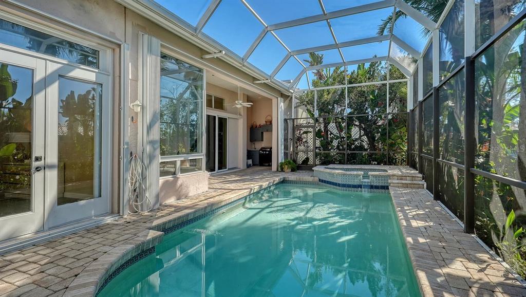 Sarasota, Florida, 34238, United States, 2 Bedrooms Bedrooms, ,2 BathroomsBathrooms,Residential,For Sale,1989499