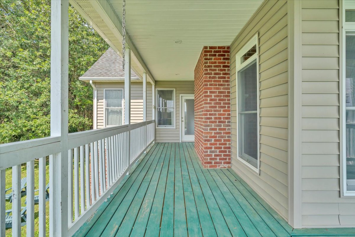 Buchanan, Virginia, 24066, United States, 5 Bedrooms Bedrooms, ,4 BathroomsBathrooms,Residential,For Sale,1900741