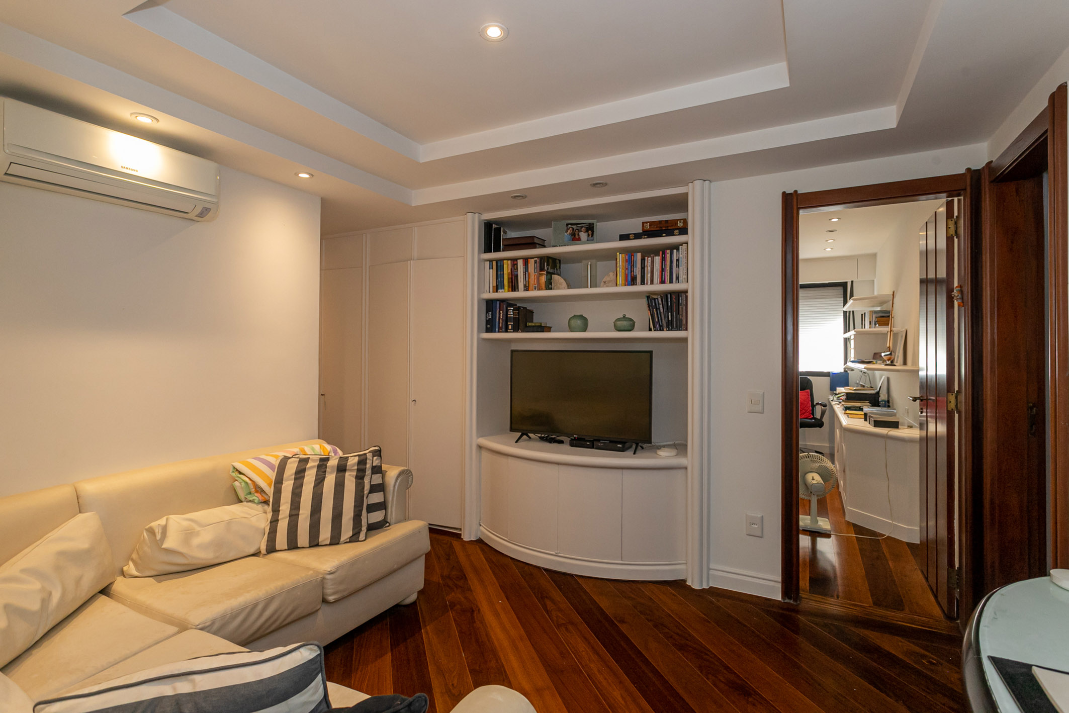  Spacious apartment with ocean views in Leblon near Posto 9 - 物件實景