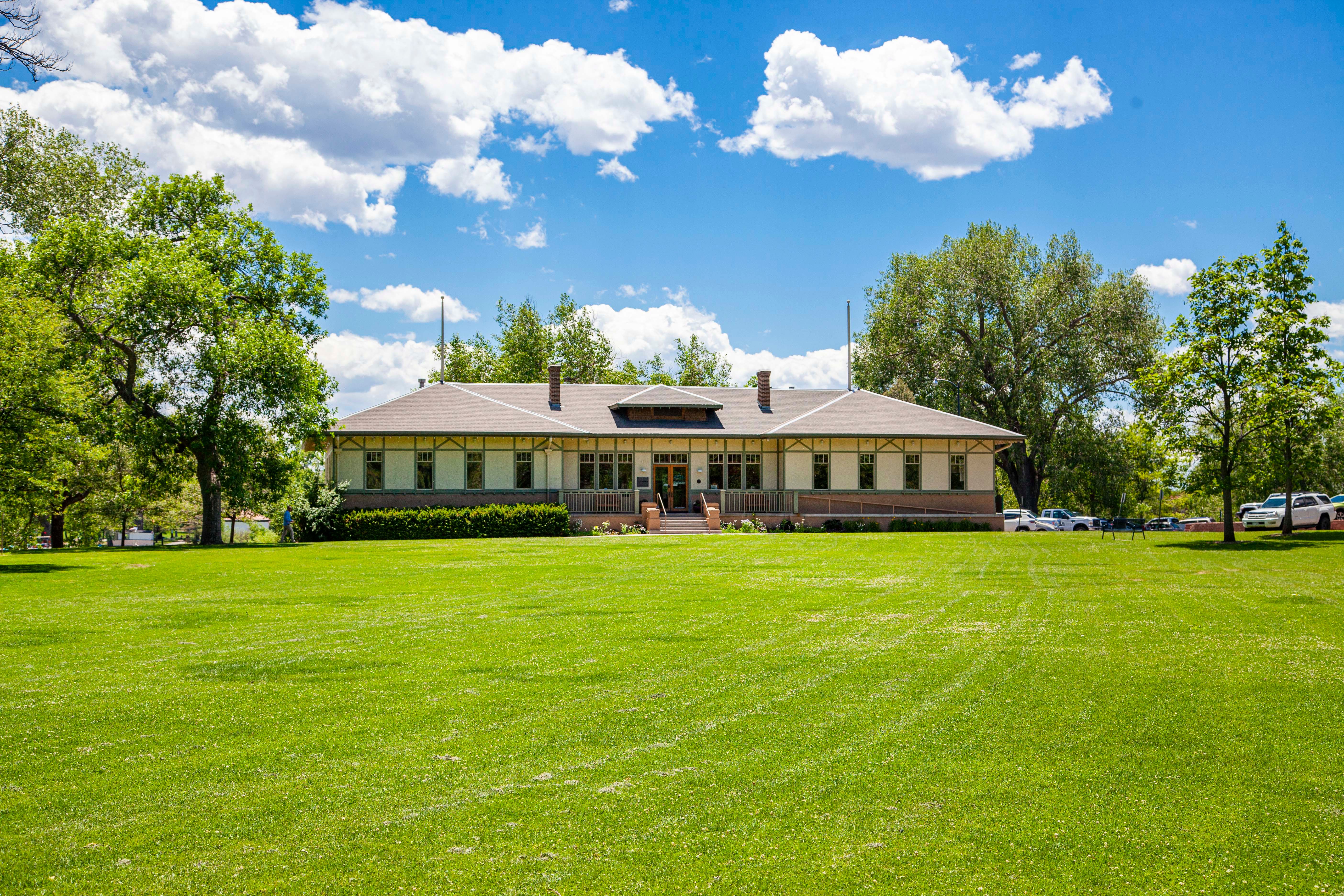  This Exceptional Home Delivers the Perfect Balance of Luxury and Comfort - 物件實景