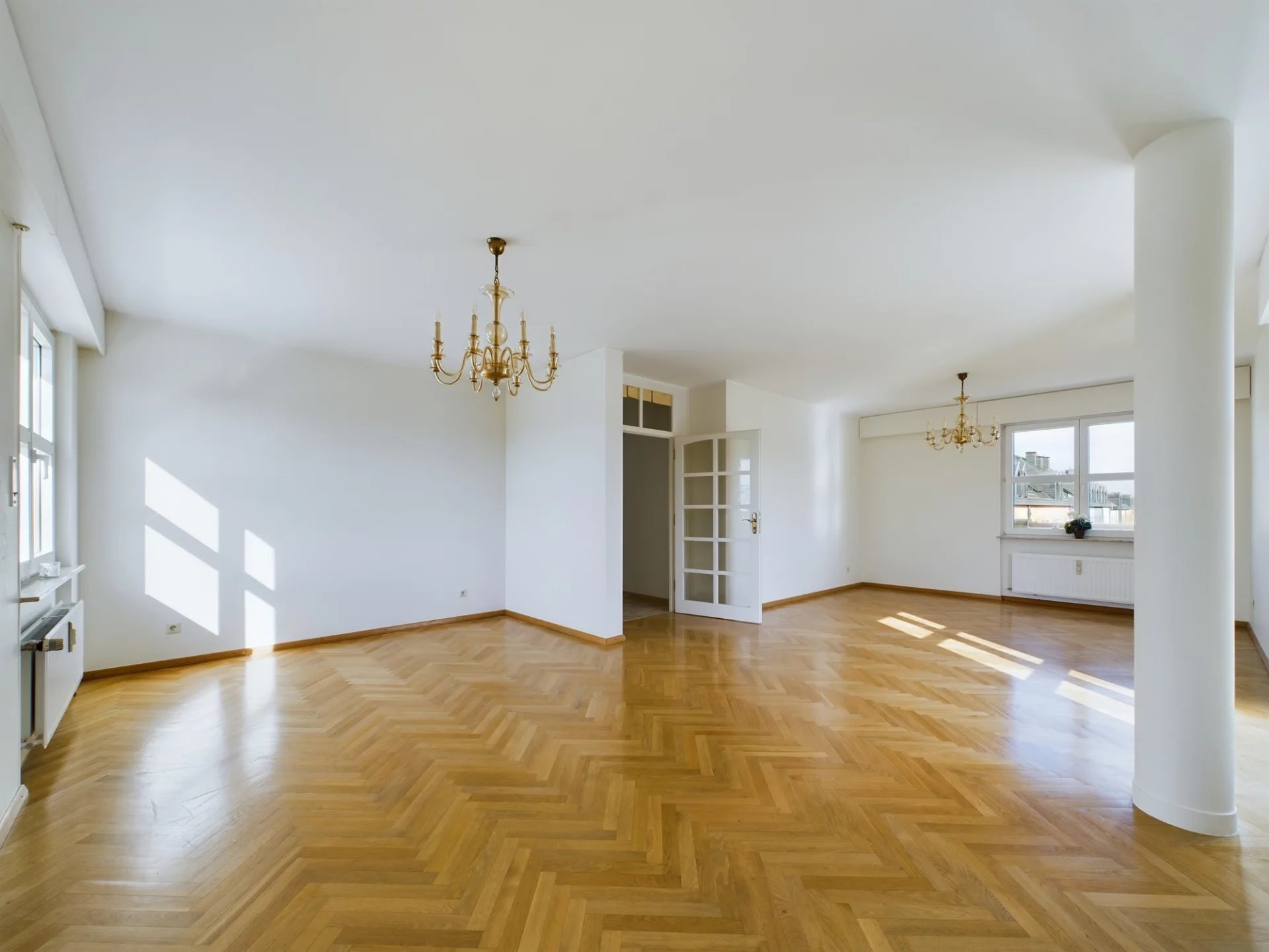 Luxembourg, Canton de Luxembourg, LU, 2 Bedrooms Bedrooms, ,1 BathroomBathrooms,Residential,For Sale,1999100