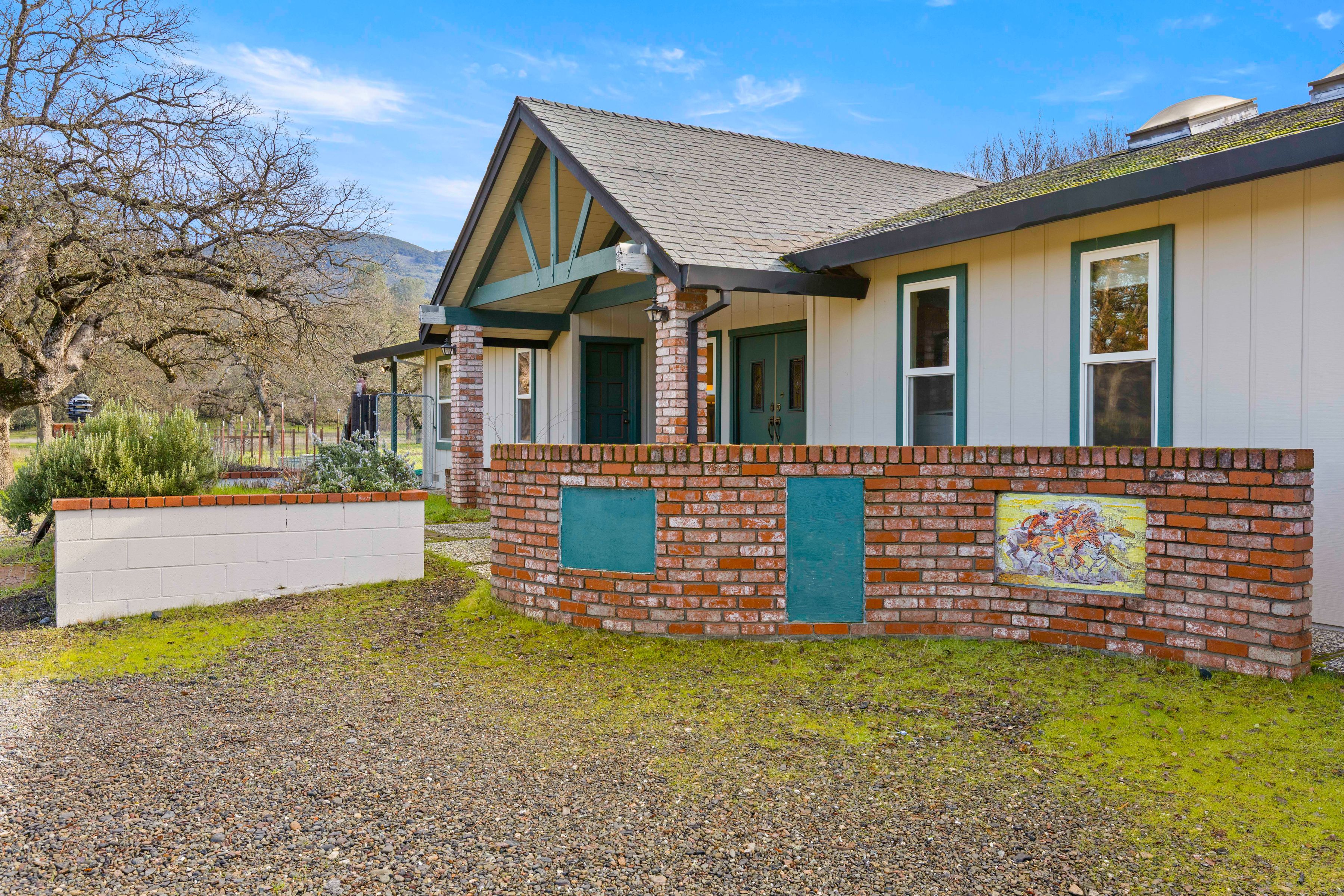  4962 Gaddy Lane - 物件實景