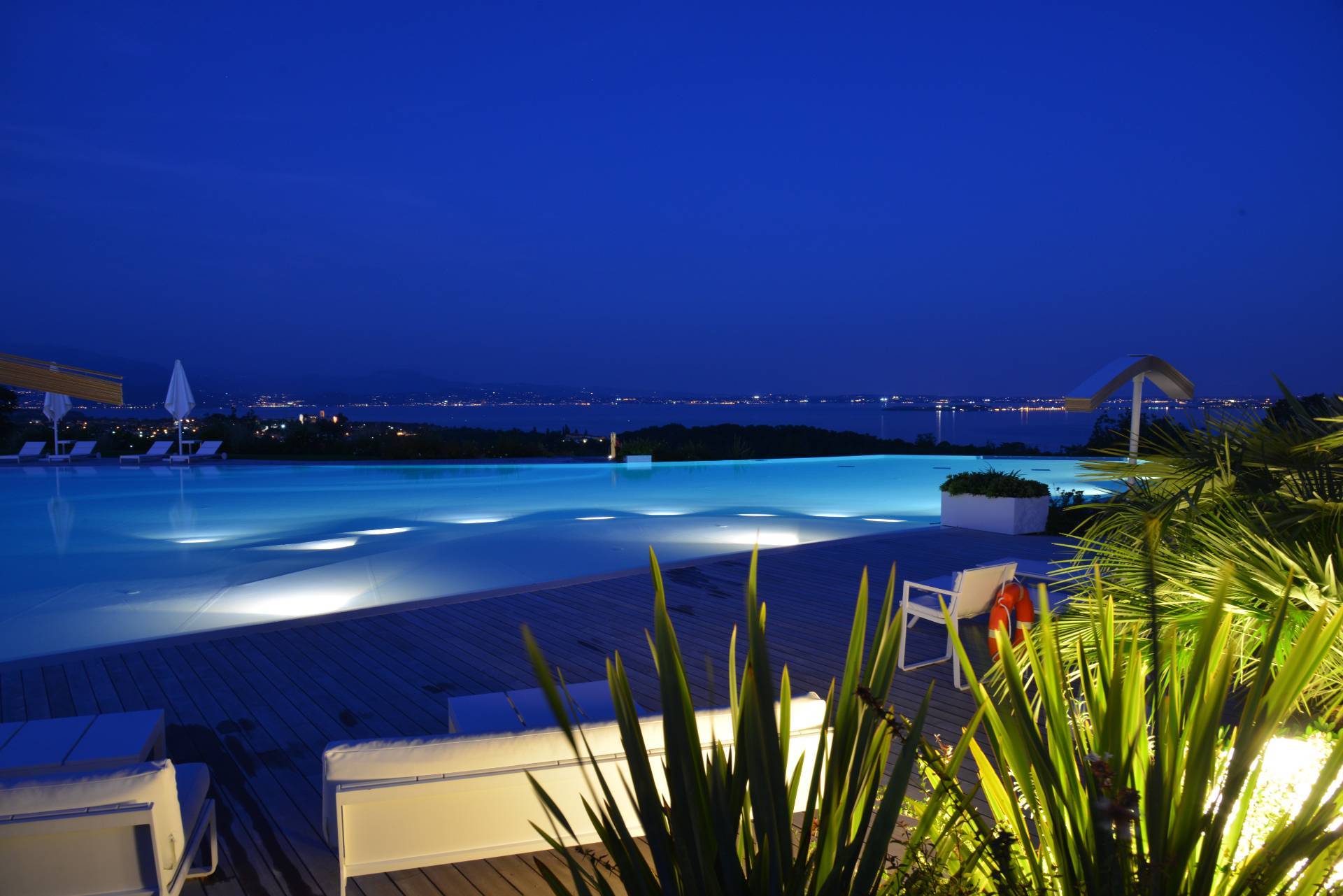 Padenghe sul Garda, Brescia, 25080, IT, 3 Bedrooms Bedrooms, ,4 BathroomsBathrooms,Residential,For Sale,1882393