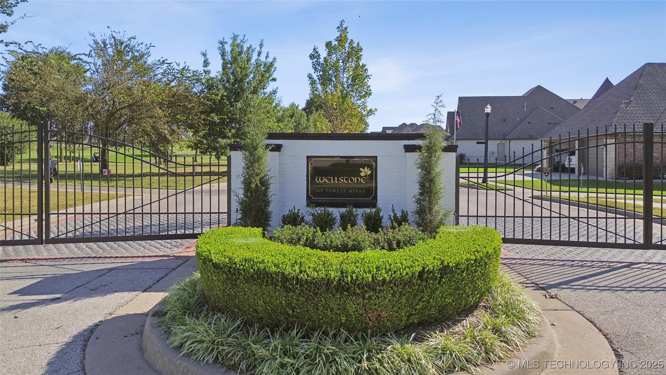 Broken Arrow, Oklahoma, 74014, United States, 3 Bedrooms Bedrooms, ,4 BathroomsBathrooms,Residential,For Sale,1997377