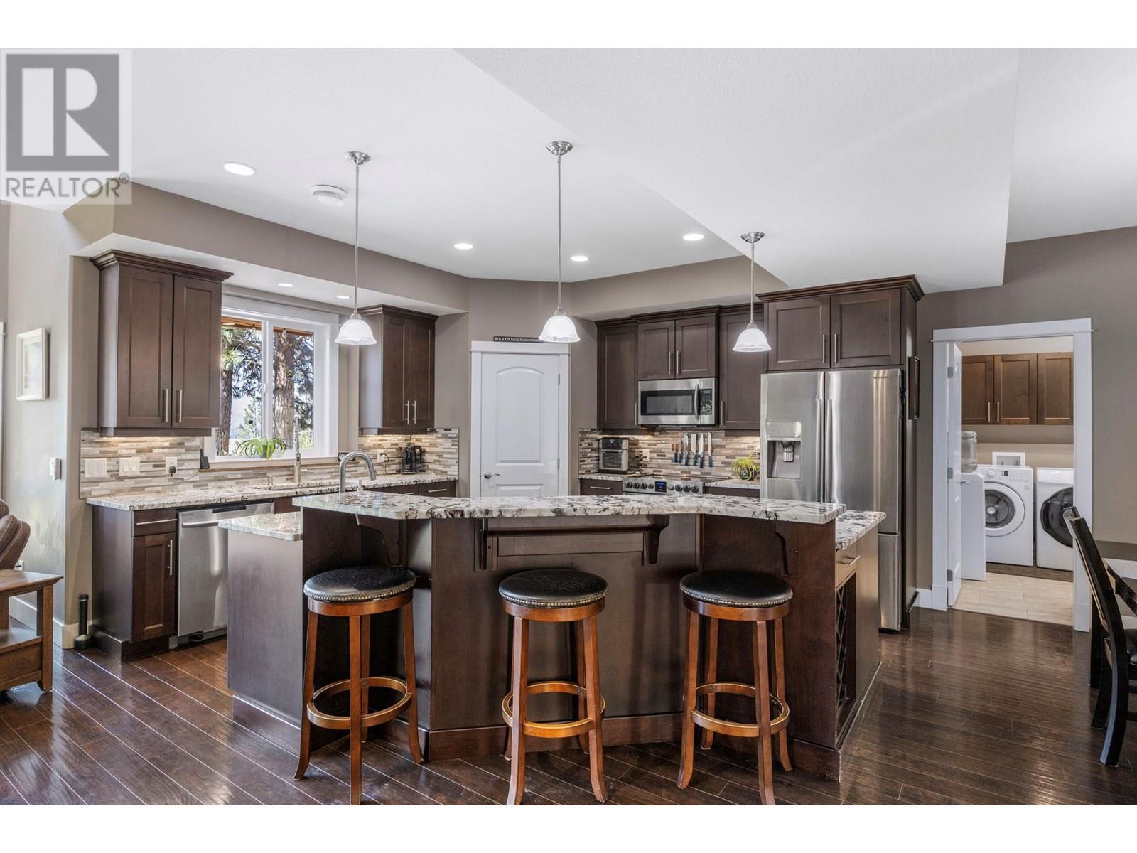 KELOWNA, British Columbia, V1X 7V3, CA, 4 Bedrooms Bedrooms, ,2 BathroomsBathrooms,Residential,For Sale,1948769