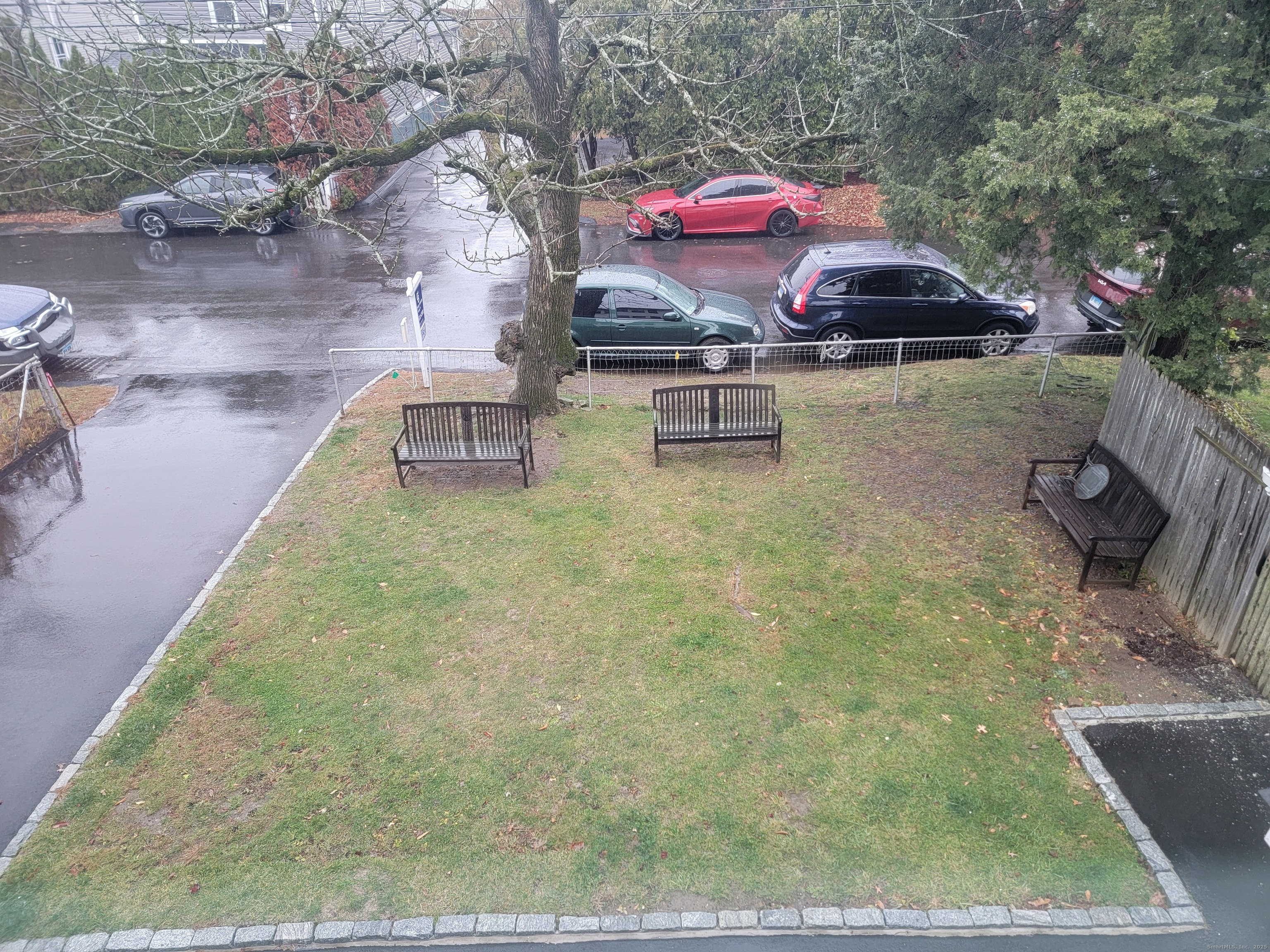 Stamford, Connecticut, 06902, United States, 6 Bedrooms Bedrooms, ,2 BathroomsBathrooms,Residential,For Sale,2003004