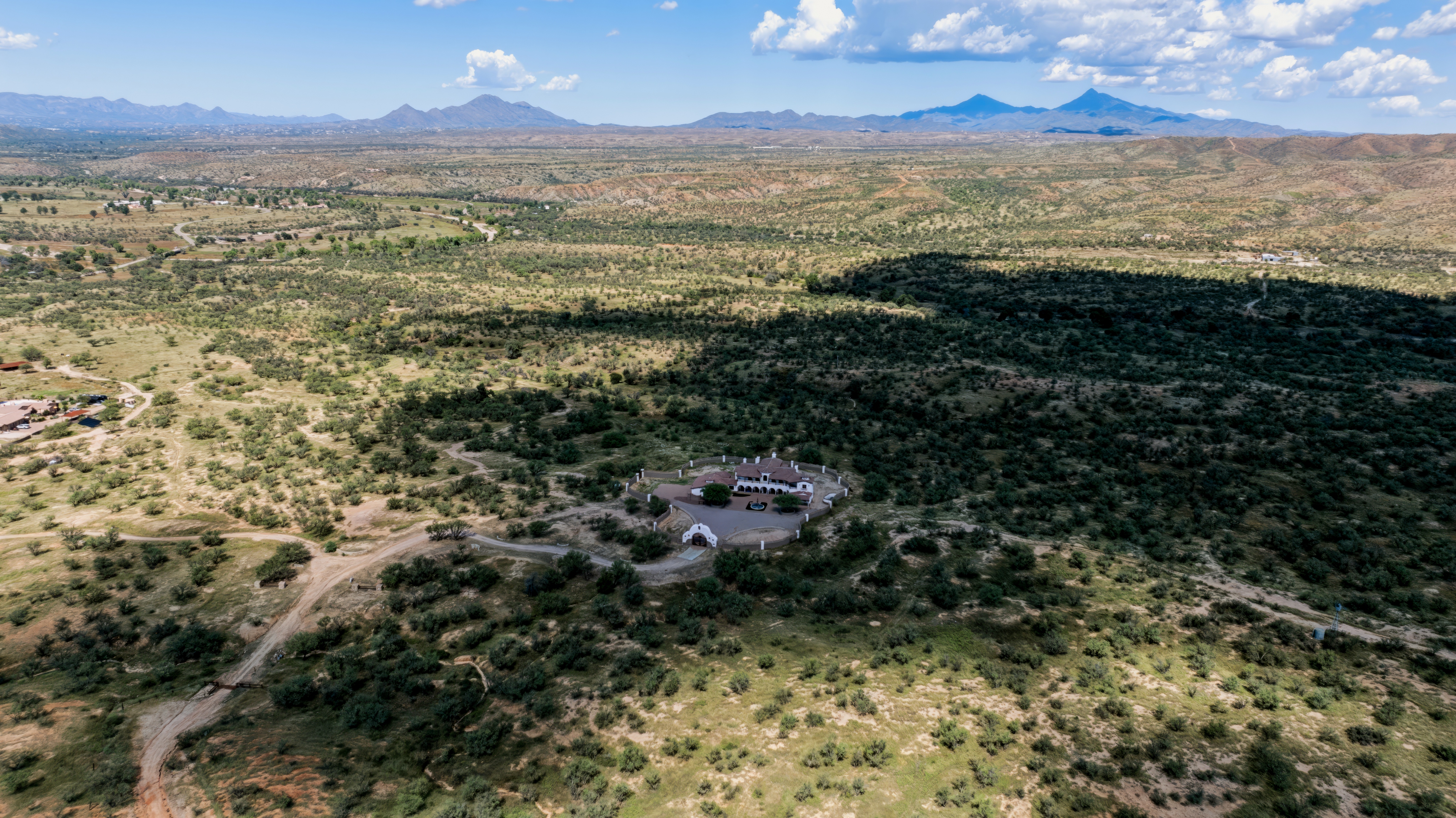  31 Oeste Padre Corte¦Nogales, AZ - 物件實景
