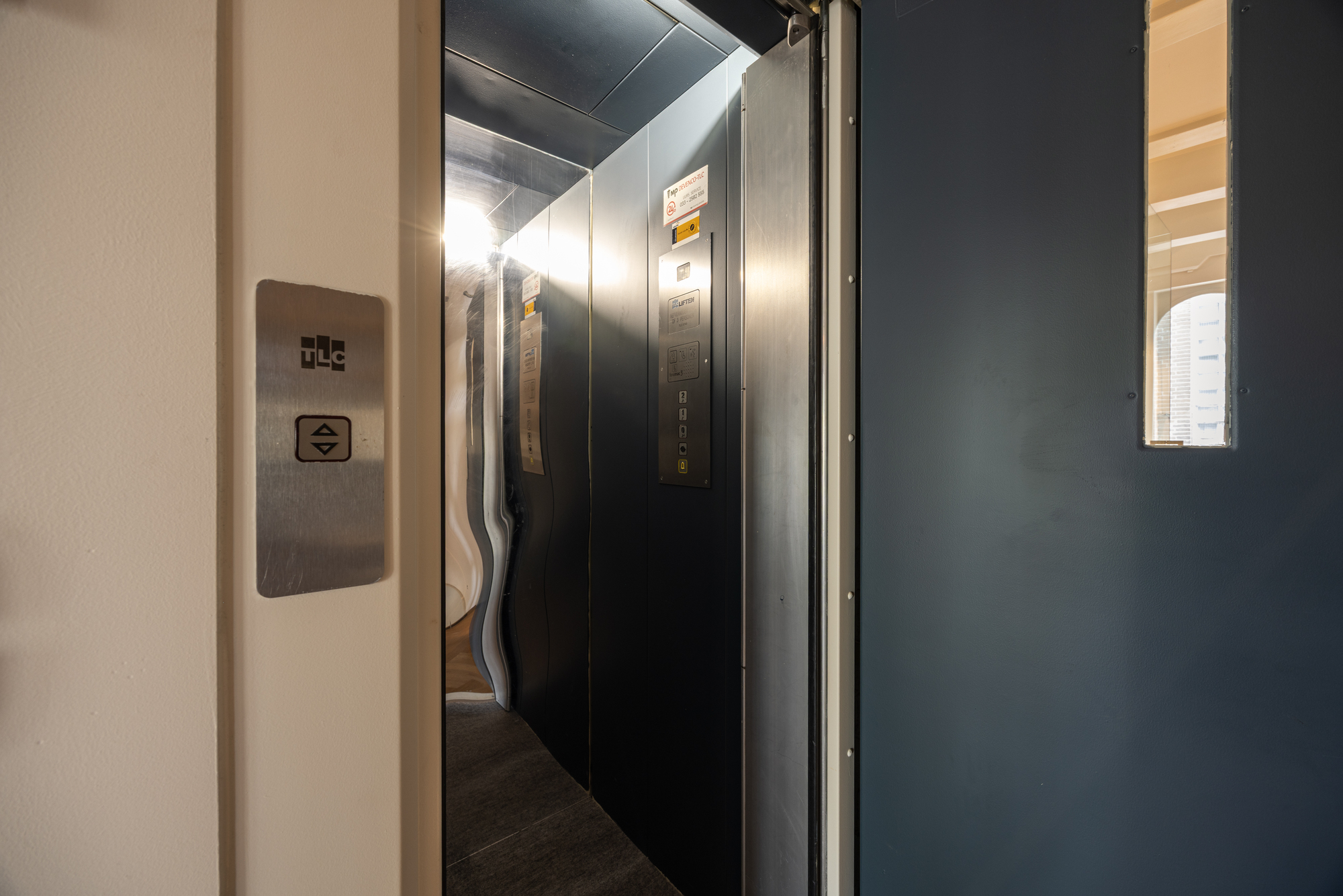  Characterful renovated canal house with lift on the Prinsengracht - 物件實景