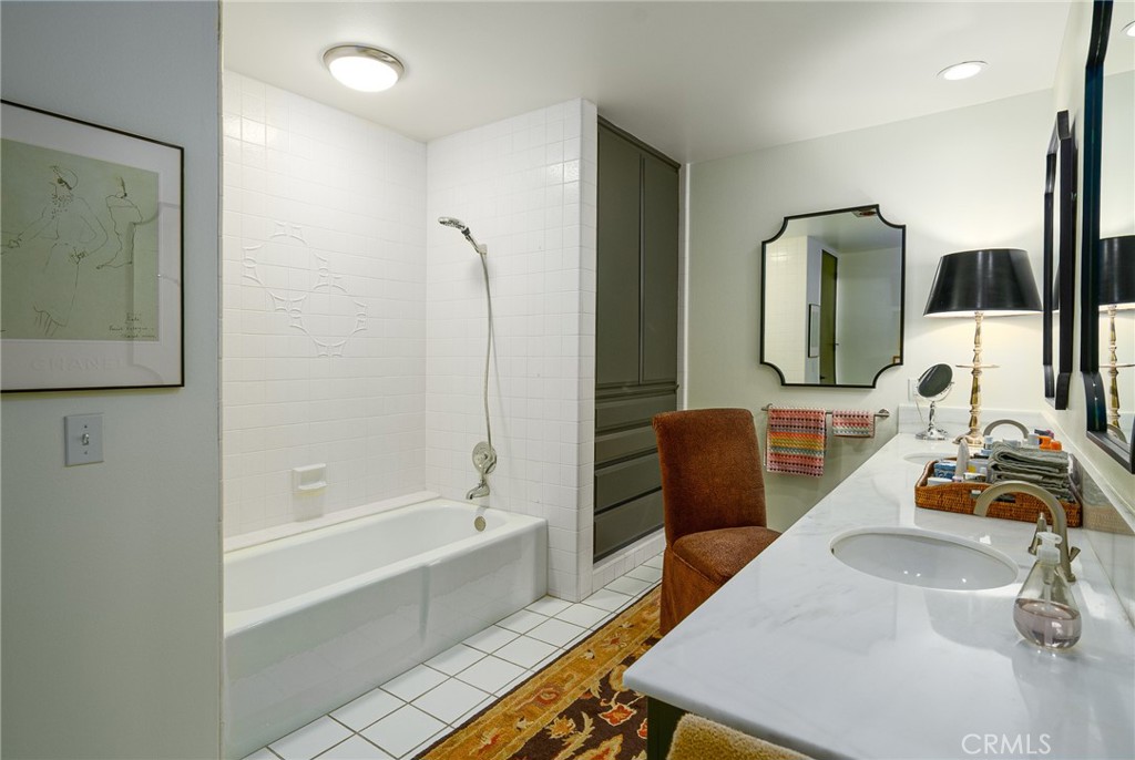 Palm Springs, California, 92264, United States, 2 Bedrooms Bedrooms, ,2 BathroomsBathrooms,Residential,For Sale,1805704