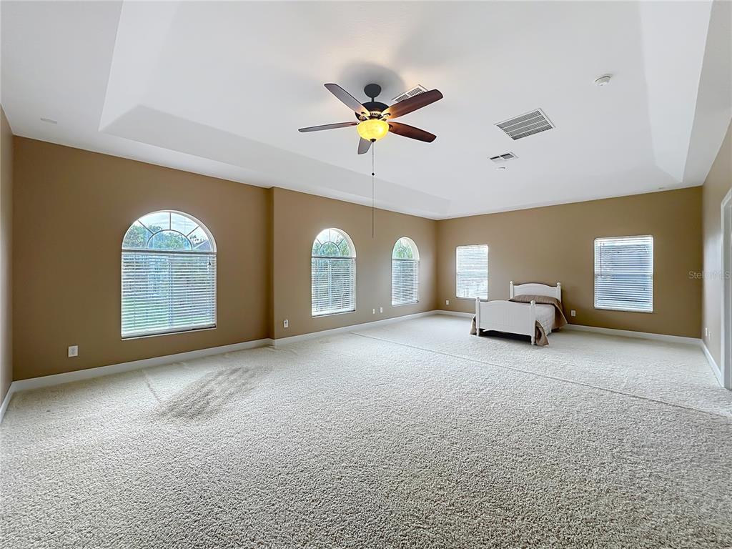 Orlando, Florida, 32829, United States, 4 Bedrooms Bedrooms, ,4 BathroomsBathrooms,Residential,For Sale,1913798