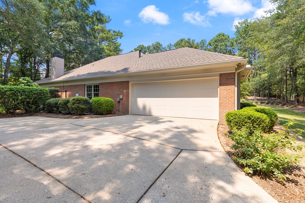 Columbus, Georgia, 31904, United States, 4 Bedrooms Bedrooms, ,4 BathroomsBathrooms,Residential,For Sale,1940420