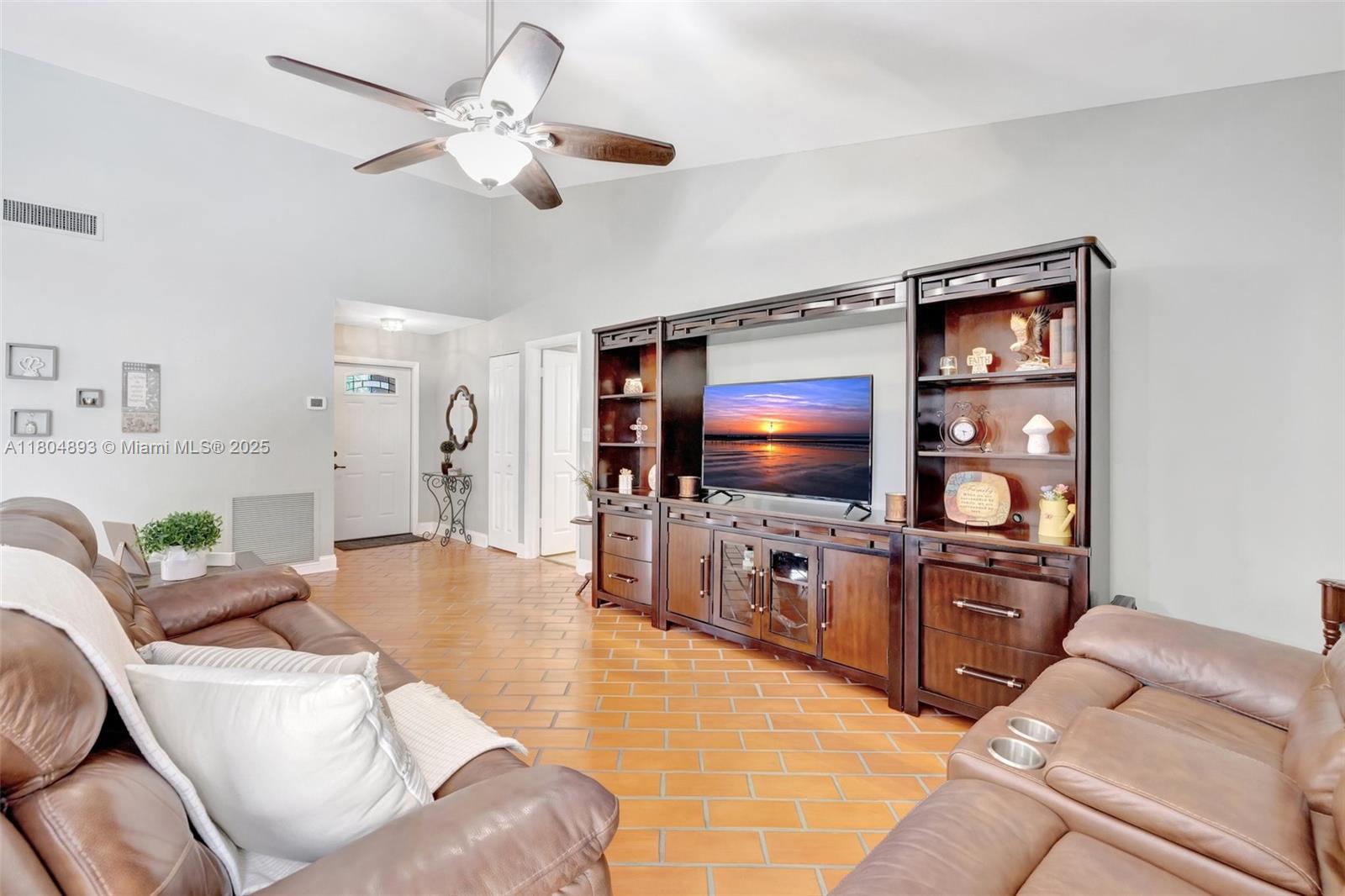 Cooper City, Florida, 33026, United States, 3 Bedrooms Bedrooms, ,2 BathroomsBathrooms,Residential,For Sale,1827965
