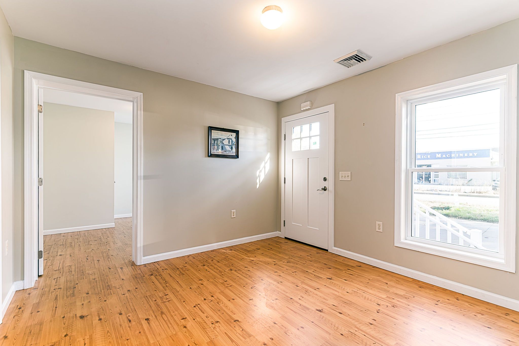  1107 Pontiac Avenue, Cranston, RI, 02921 - 物件實景
