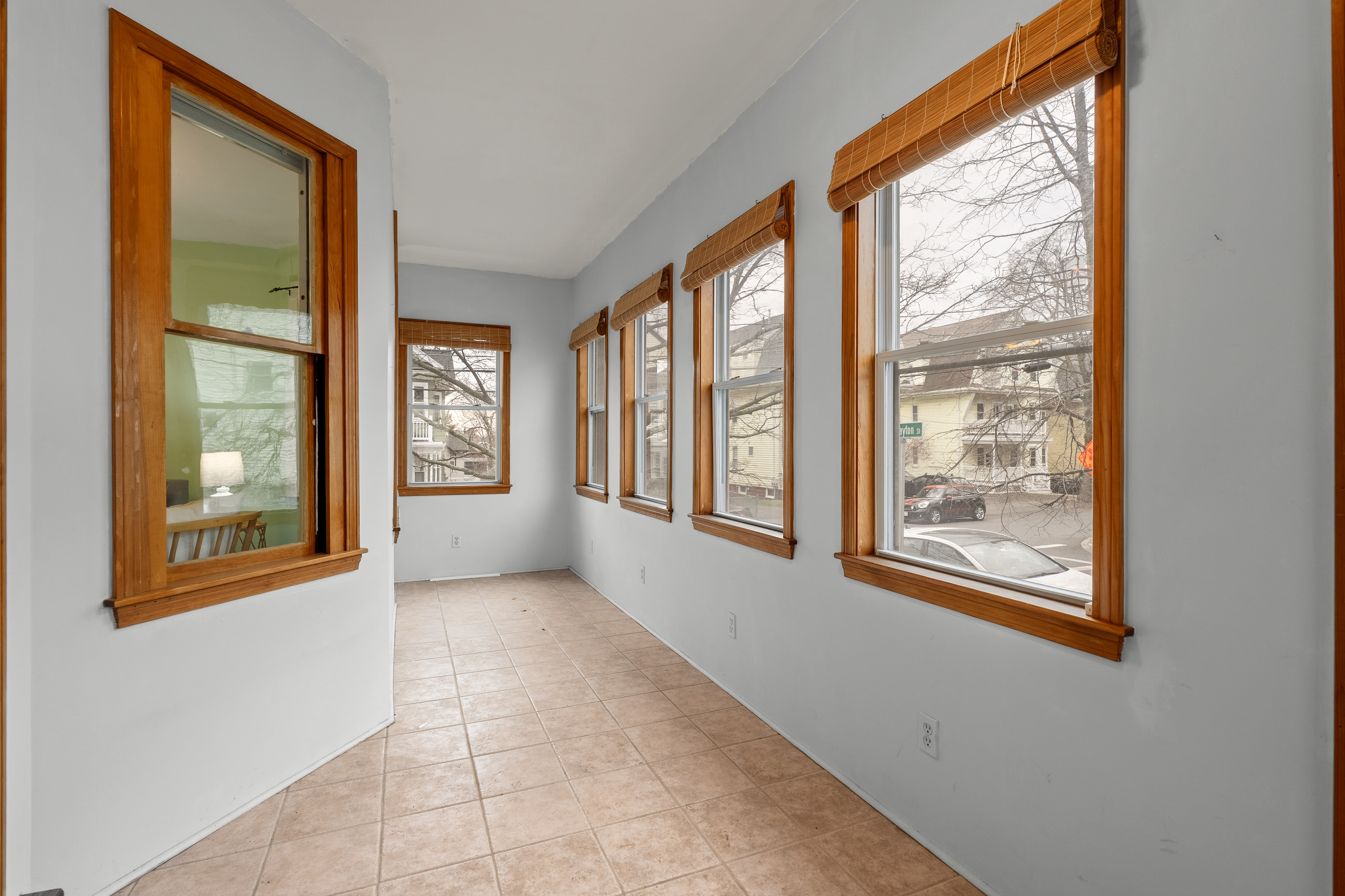  1 Clayton St, Watertown, MA, 02472 - 物件實景