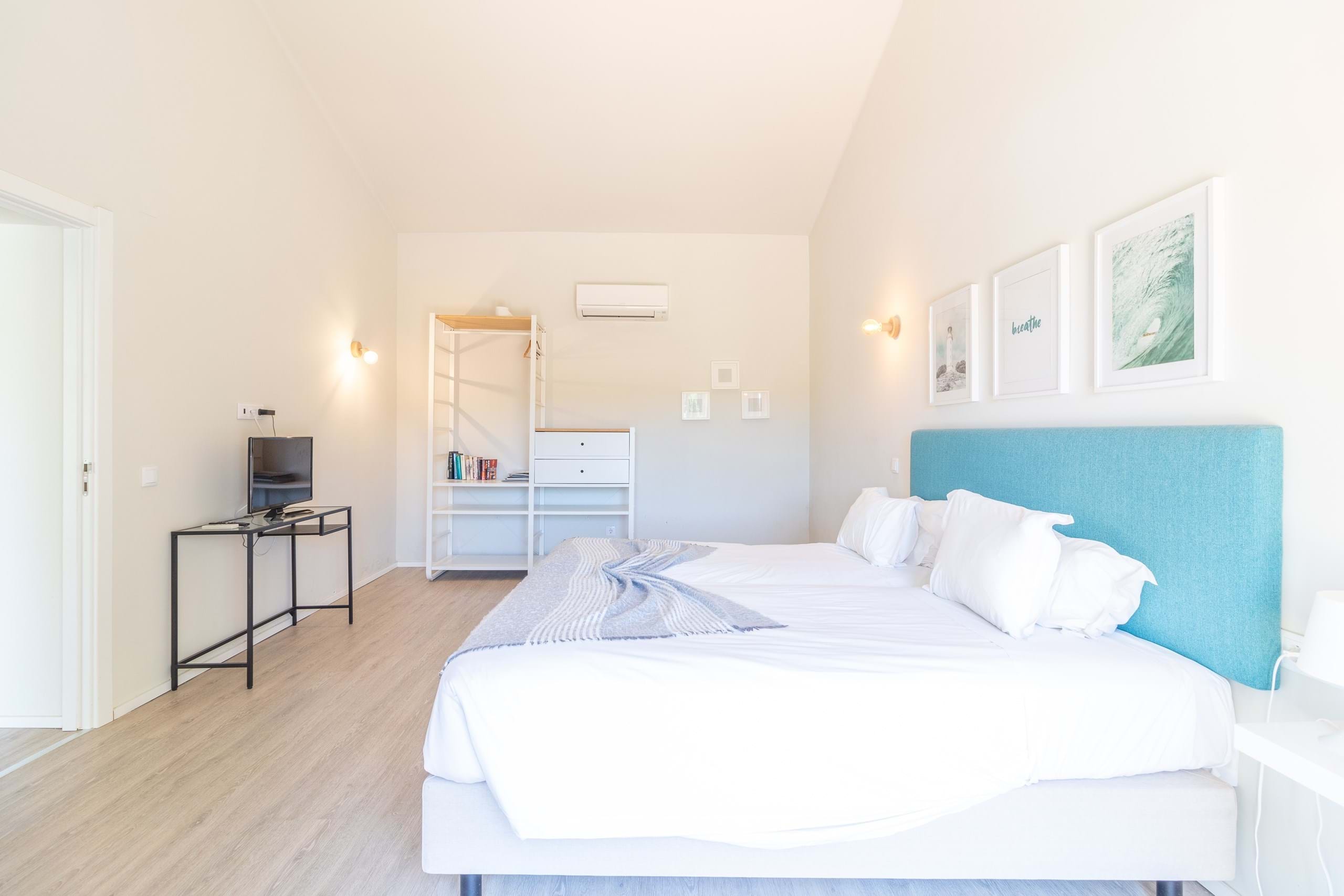 Lagoa, Faro, 8400-080, PT, 2 Bedrooms Bedrooms, ,2 BathroomsBathrooms,Residential,For Sale,1699822