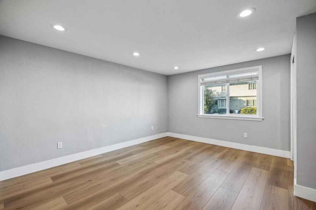 Daly City, California, 94015, United States, 5 Bedrooms Bedrooms, ,2 BathroomsBathrooms,Residential,For Sale,2010788