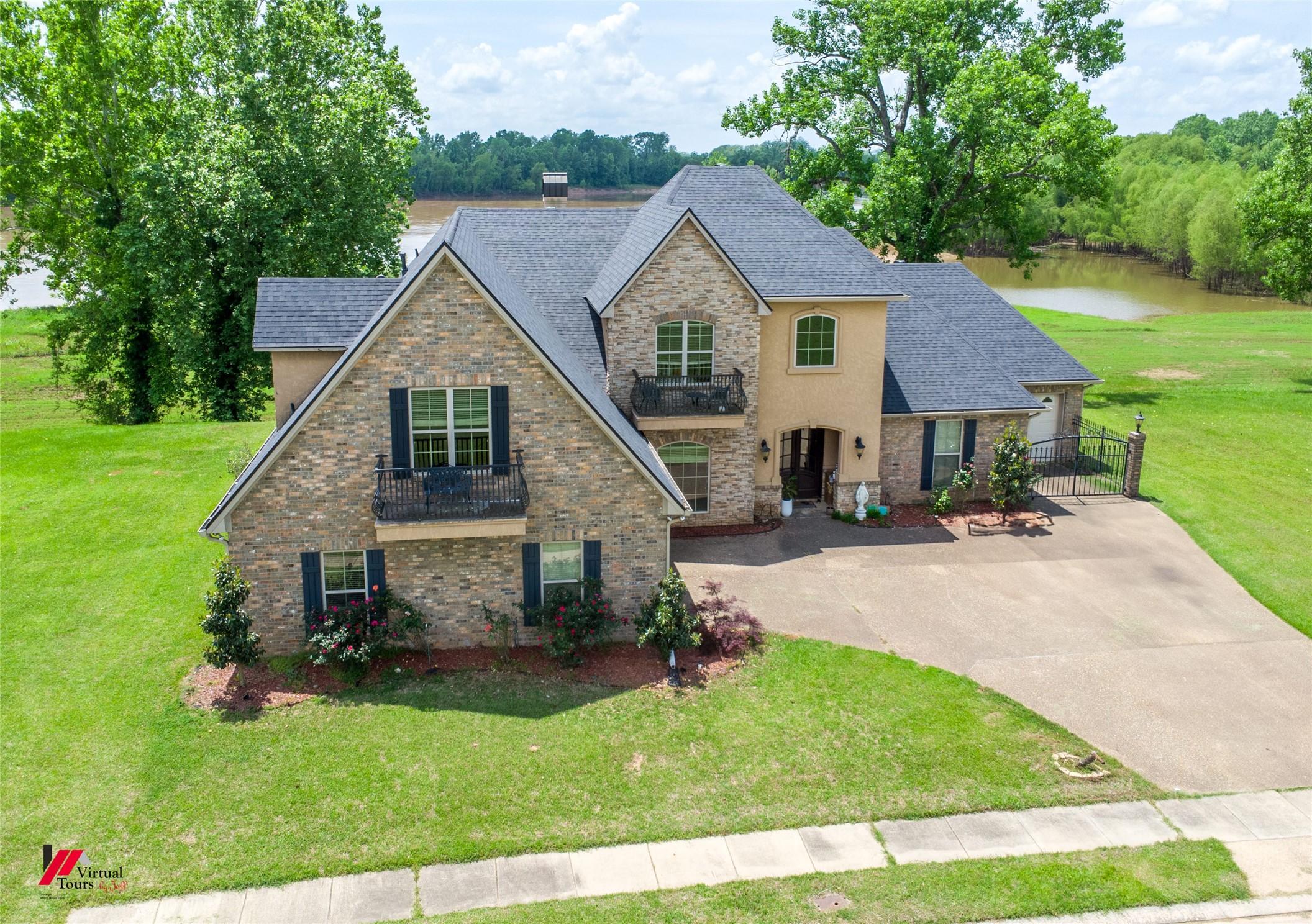 Bossier City, Louisiana, 71111, United States, 4 Bedrooms Bedrooms, ,3 BathroomsBathrooms,Residential,For Sale,1985689