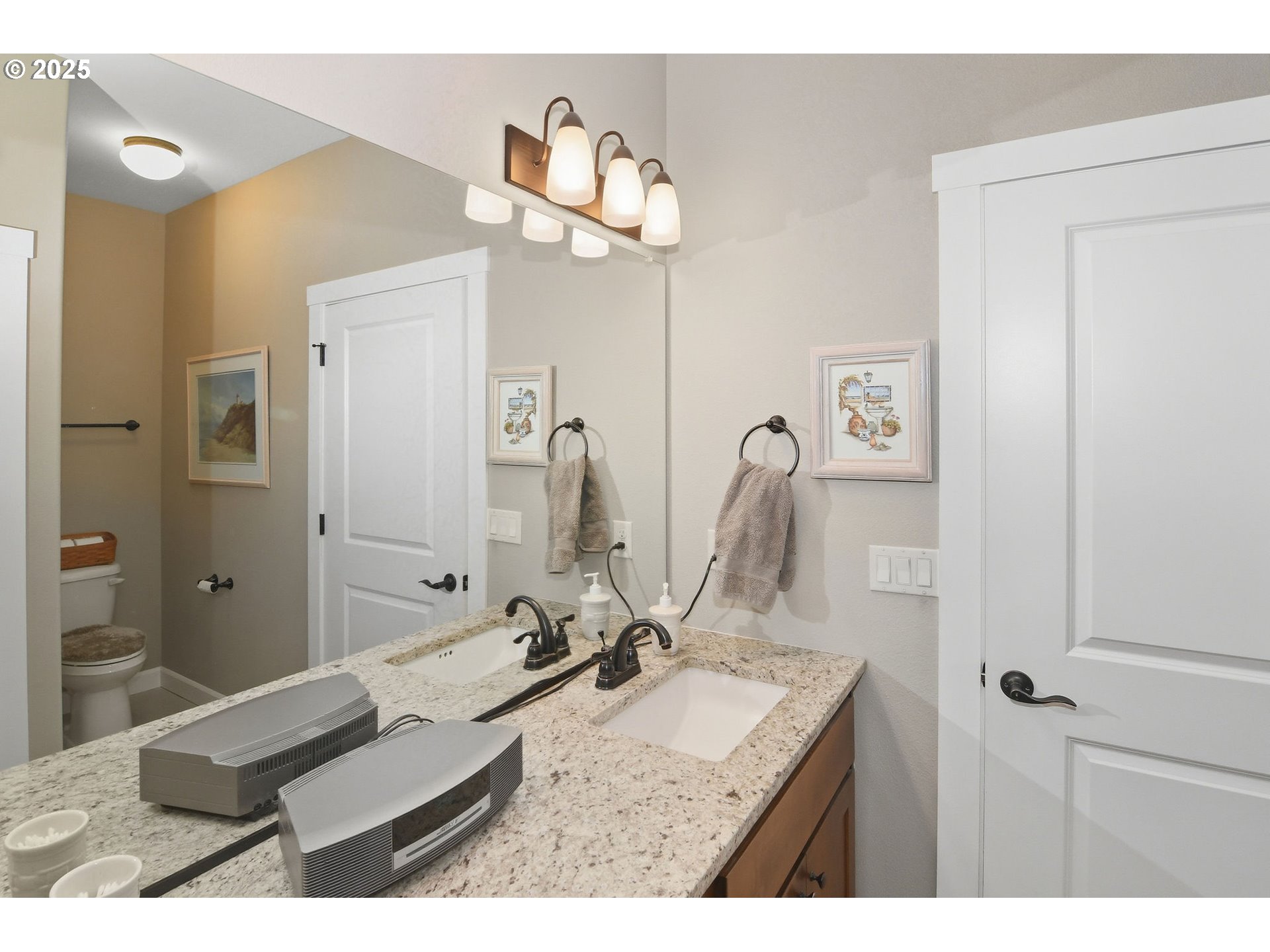 Ridgefield, Washington, 98642, United States, 2 Bedrooms Bedrooms, ,2 BathroomsBathrooms,Residential,For Sale,1971476