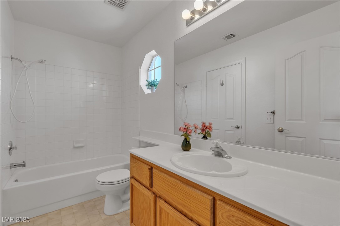 Henderson, Nevada, 89074, United States, 4 Bedrooms Bedrooms, ,2 BathroomsBathrooms,Residential,For Sale,1957334