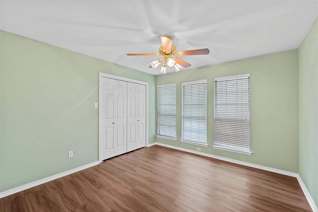 Woodway, Texas, 76712, United States, 5 Bedrooms Bedrooms, ,3 BathroomsBathrooms,Residential,For Sale,1890090